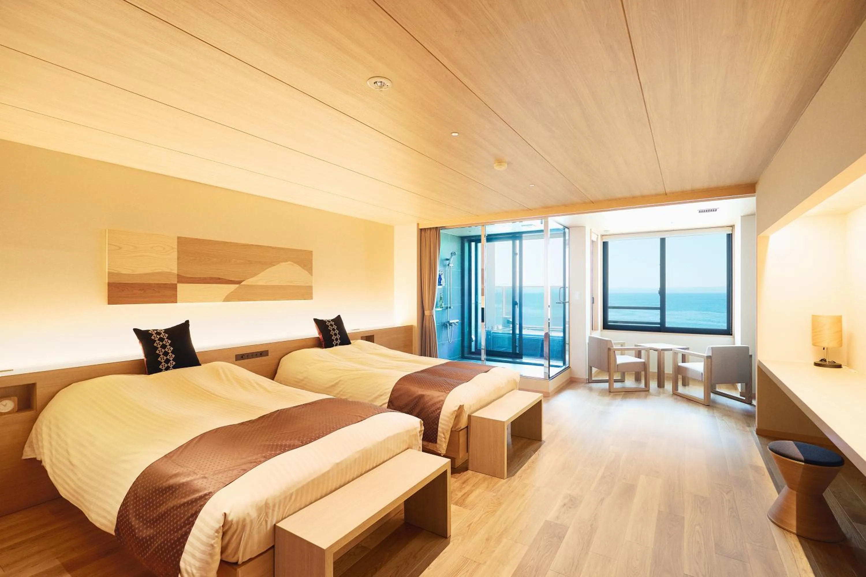 Open Air Bath, Bed in Kaisenkaku