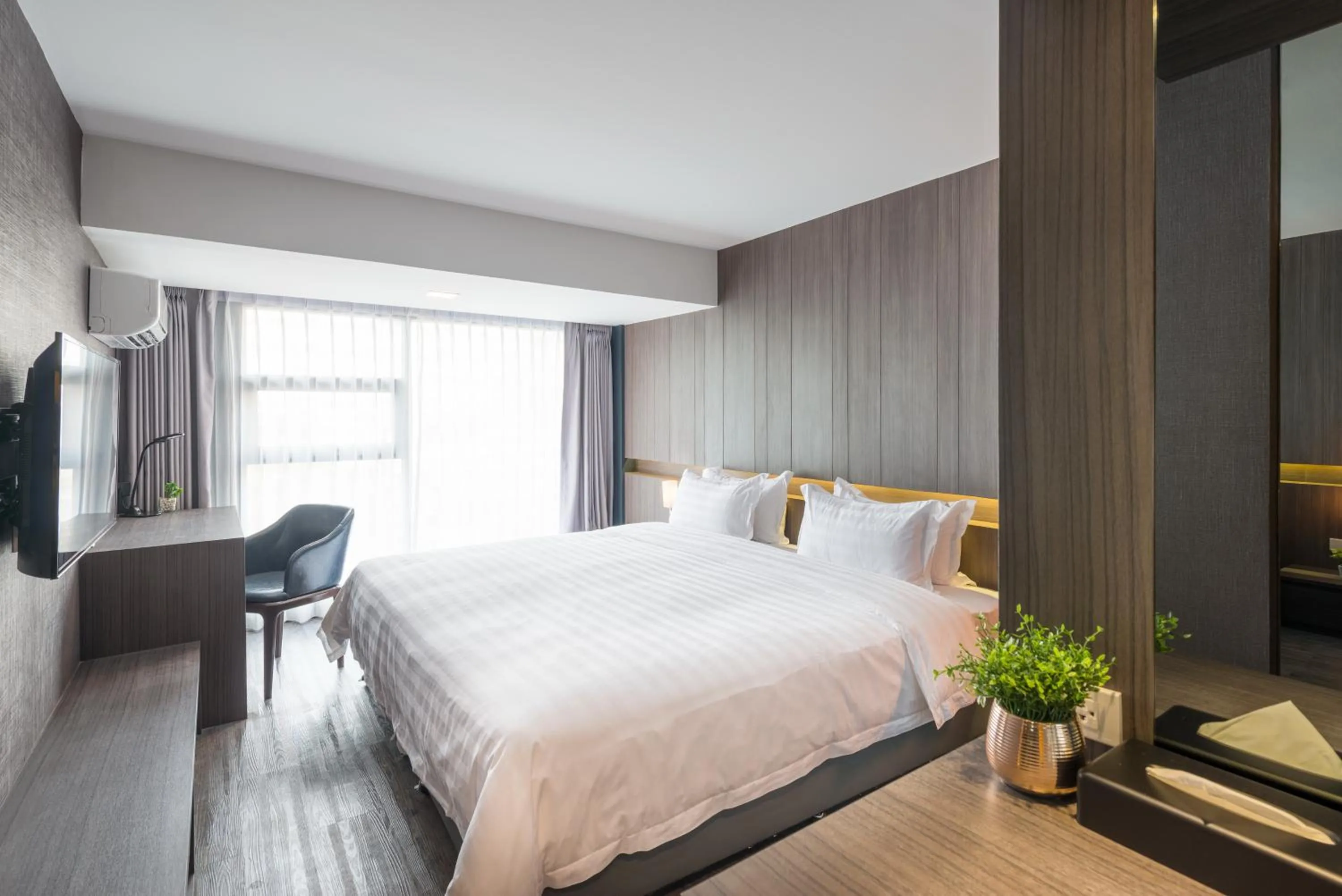 Photo of the whole room, Bed in Fyn Hotel