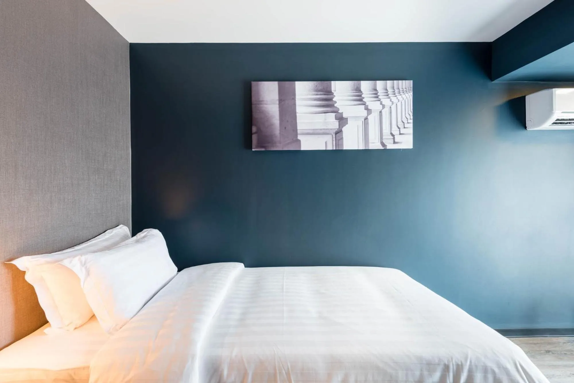 Photo of the whole room, Bed in Fyn Hotel