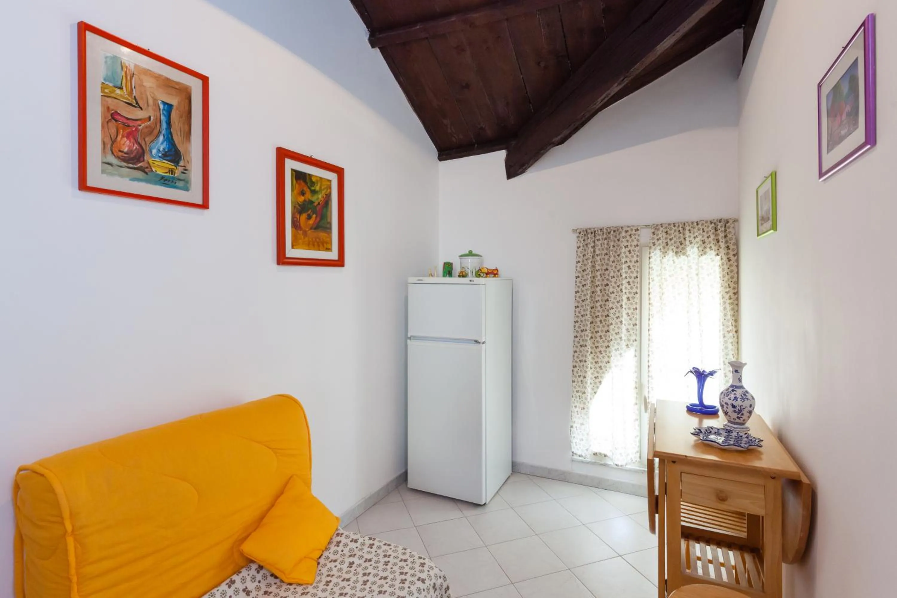 Dining area in Morelli Rooftop