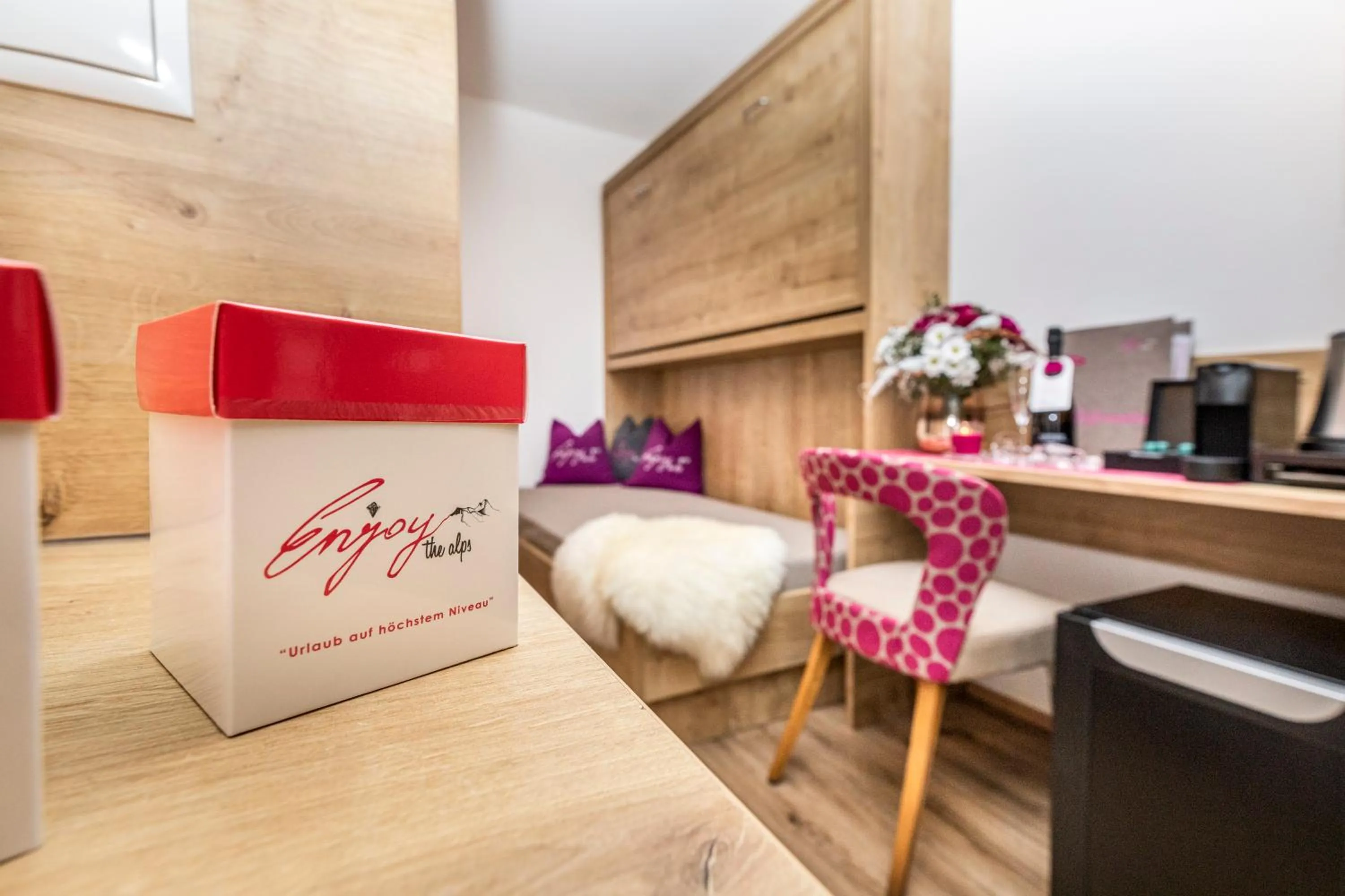 Photo of the whole room, Bed in Enjoy The Alps