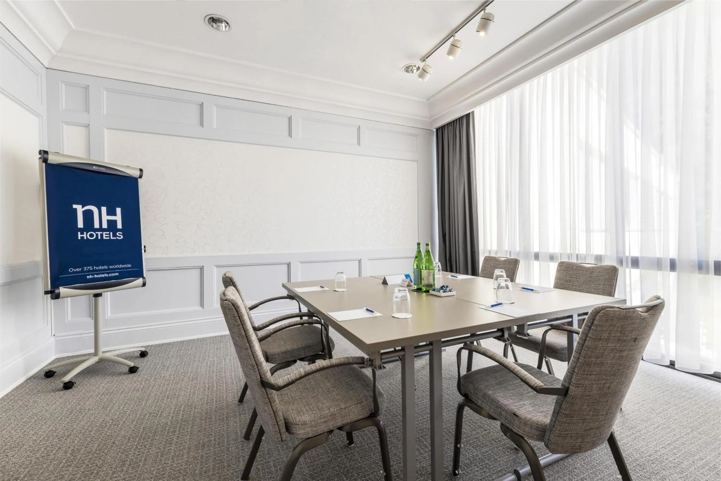 Meeting/conference room in NH Luxembourg Airport