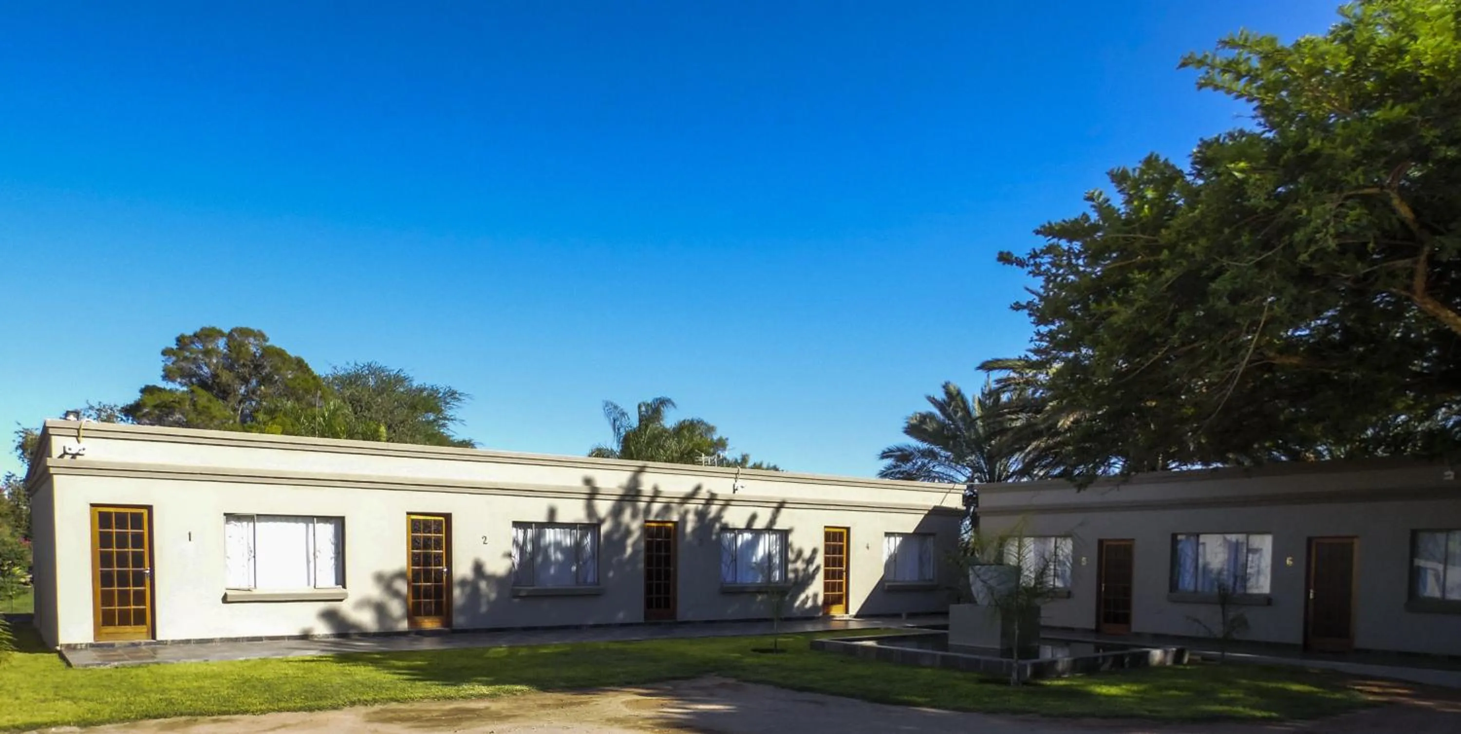 Property building in La Palma Lodge