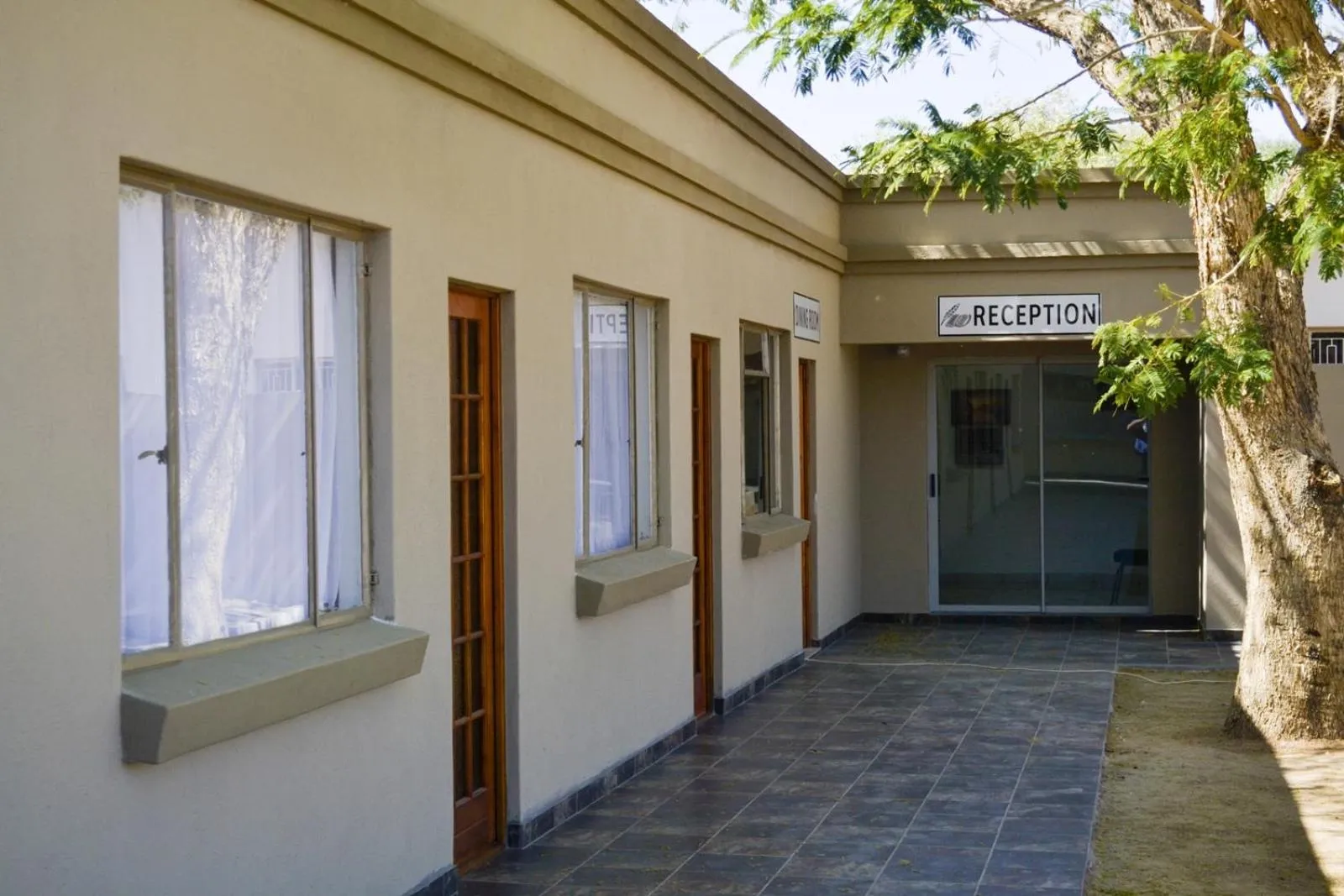 Property building in La Palma Lodge