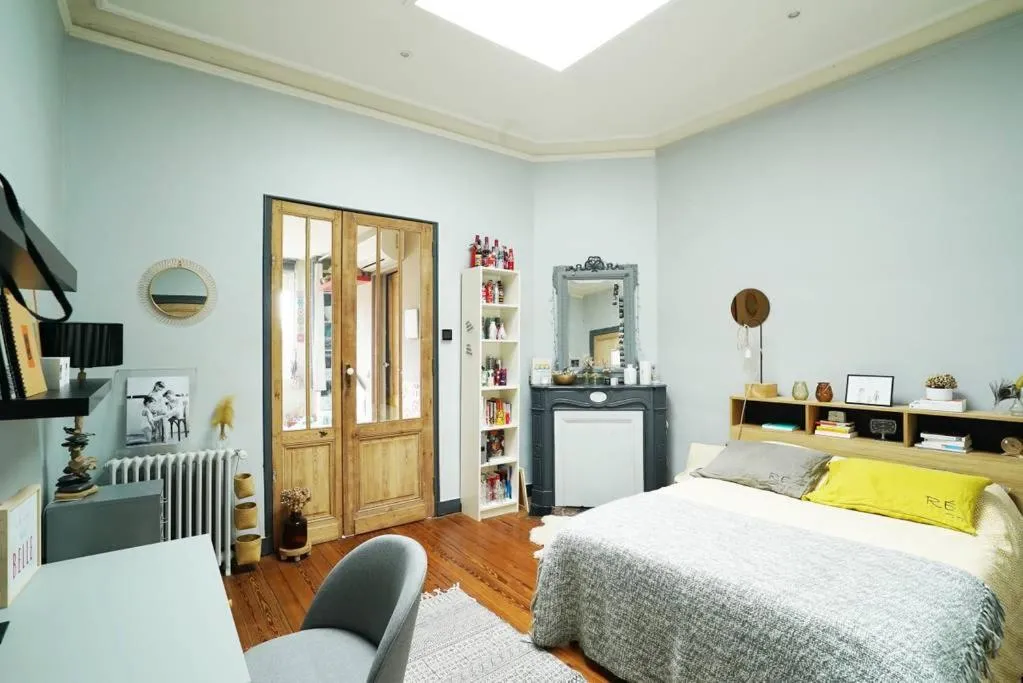 Bed in Au Petit Bonheur