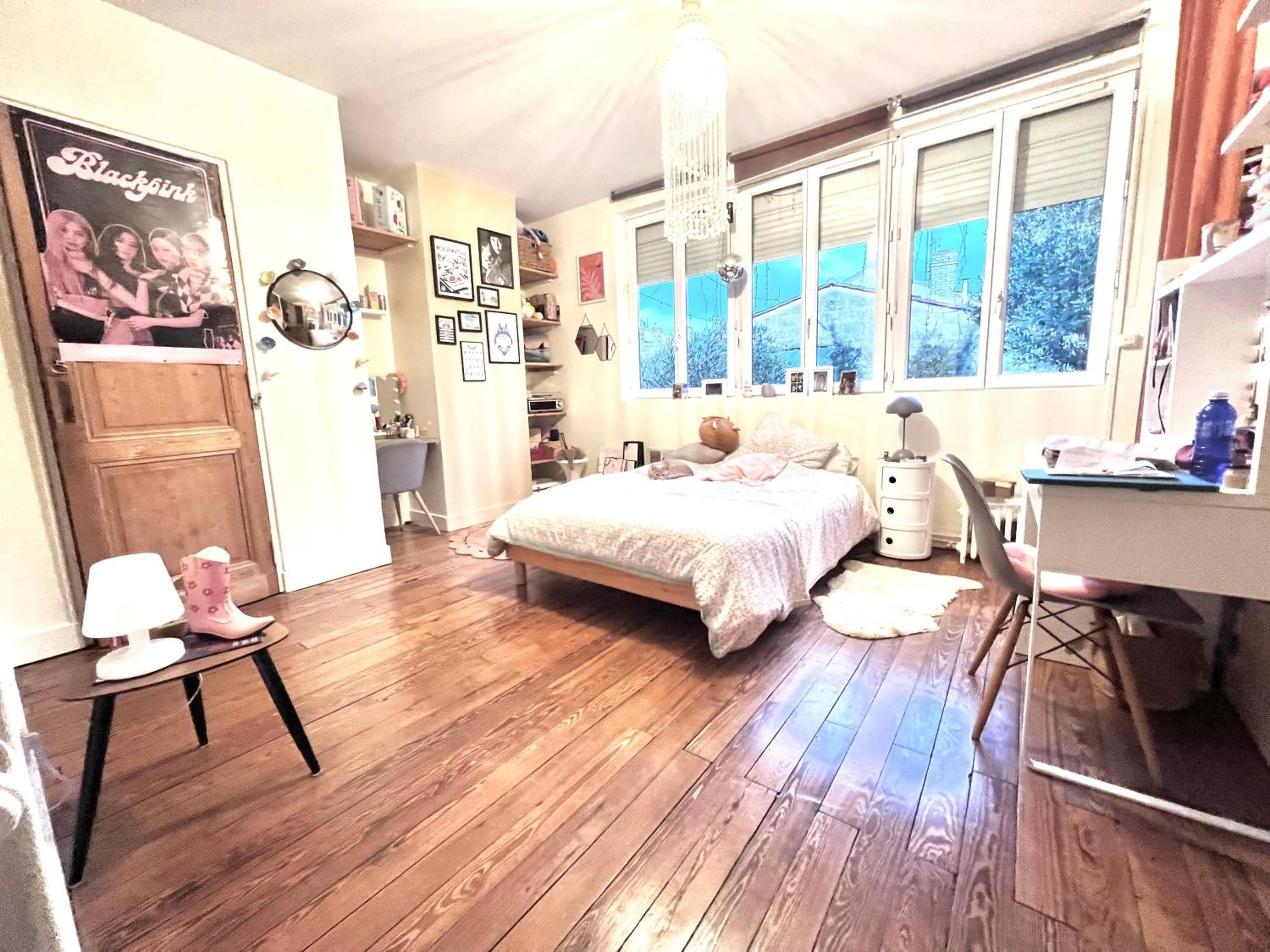 Bed in Au Petit Bonheur