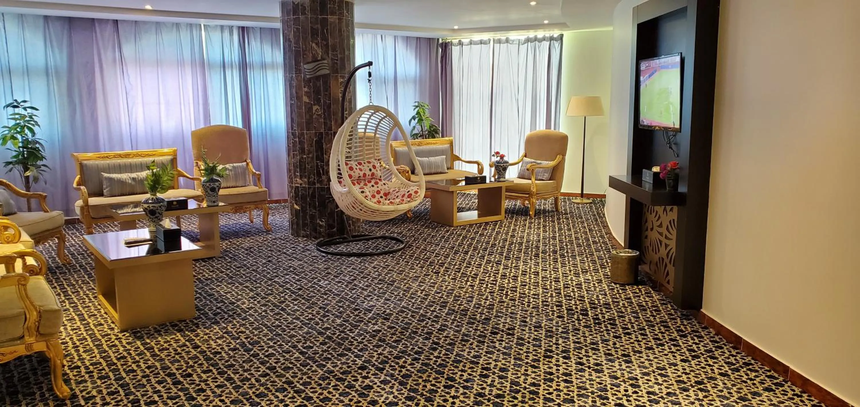 Living room in Alazhar Palace Hotel