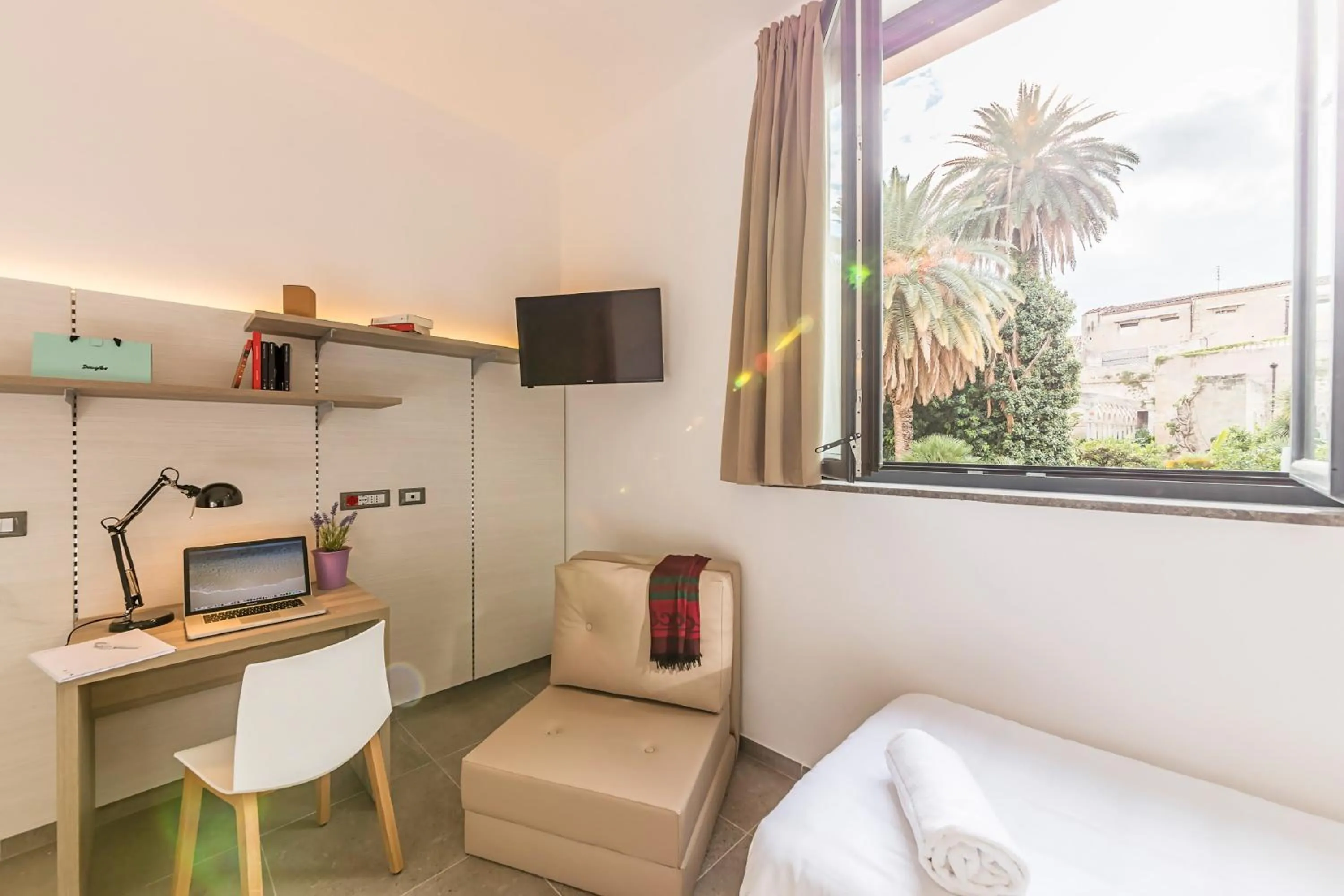 Decorative detail in Camplus Palermo Normanni - Casa per ferie