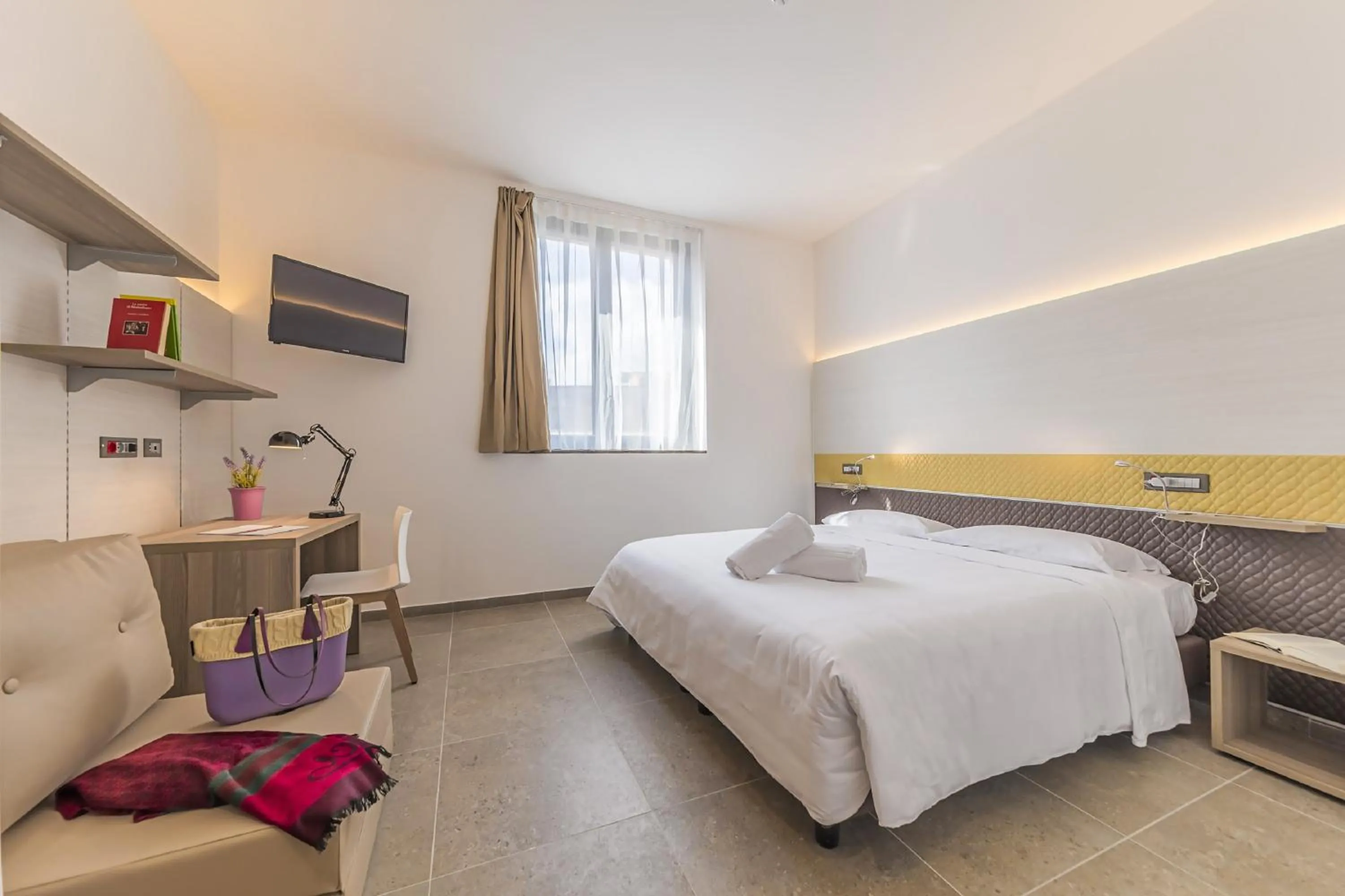 Bedroom, Bed in Camplus Palermo Normanni - Casa per ferie