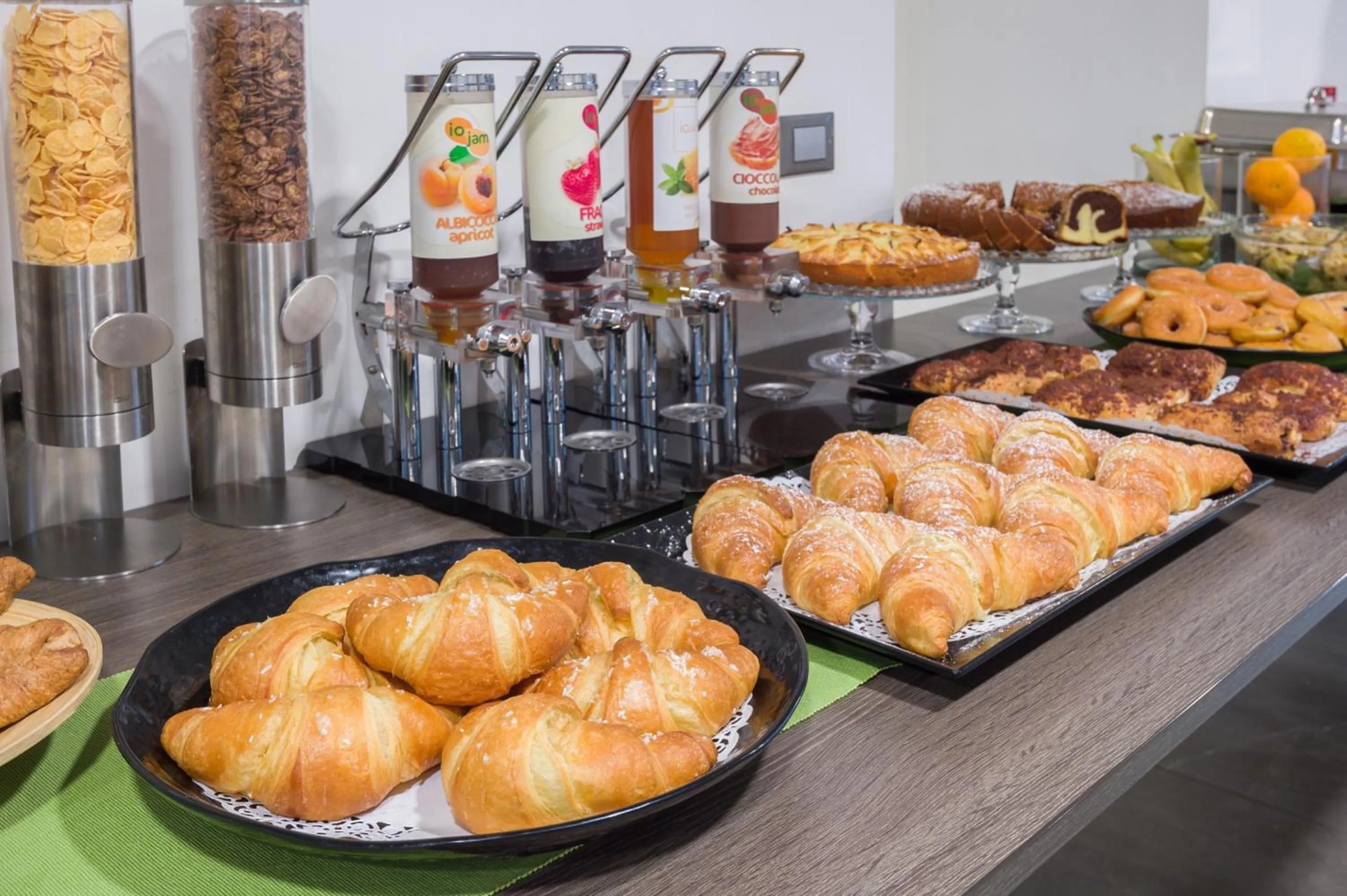 Food and drinks in Camplus Palermo Normanni - Casa per ferie