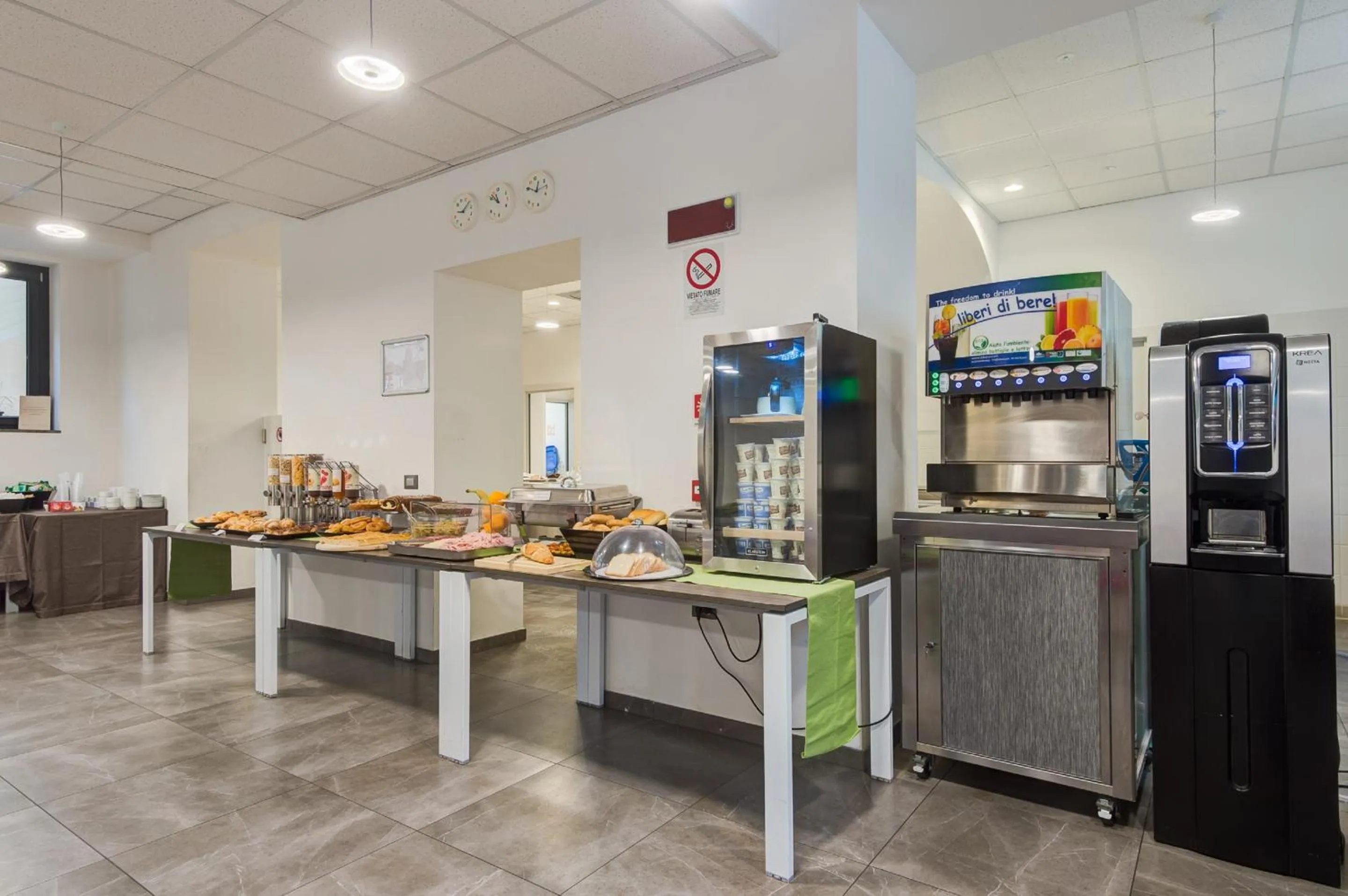 Food and drinks in Camplus Palermo Normanni - Casa per ferie