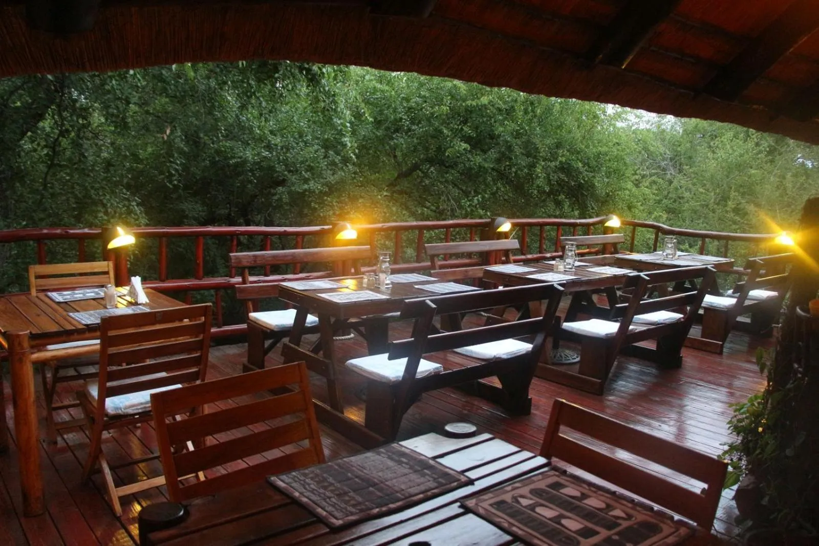 Food and drinks in Jabula Kruger Safari Lodge