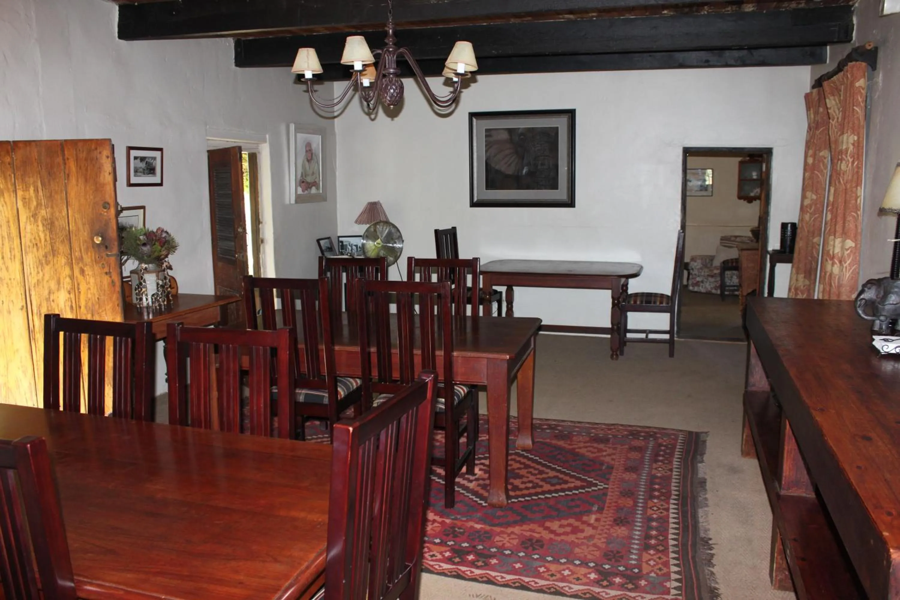 Restaurant/places to eat in Leeuwenbosch Shearers Lodge - Amakhala Game Reserve