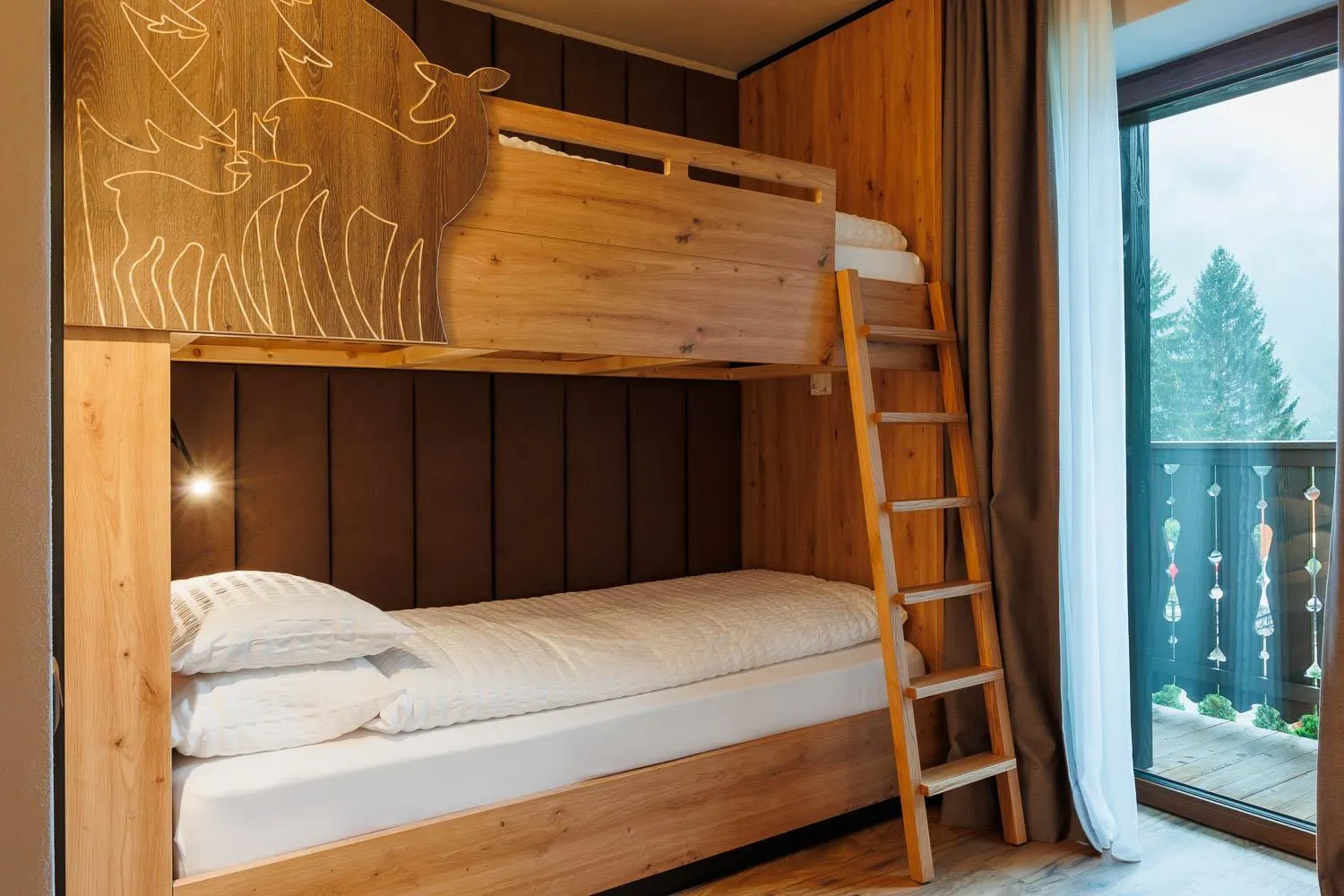 Bedroom, Bed in Family Apartments Vioz