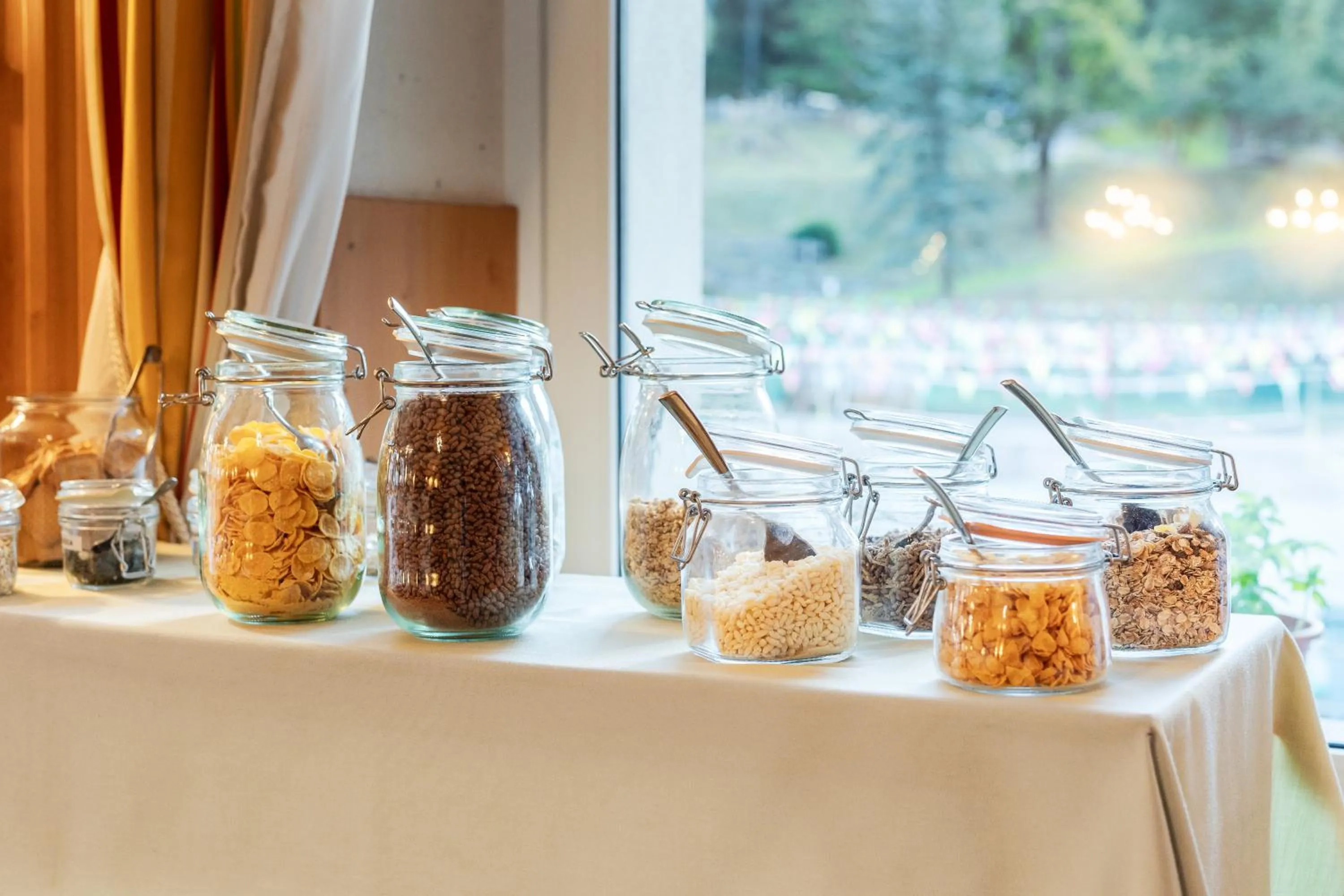 Buffet breakfast in Family Apartments Vioz