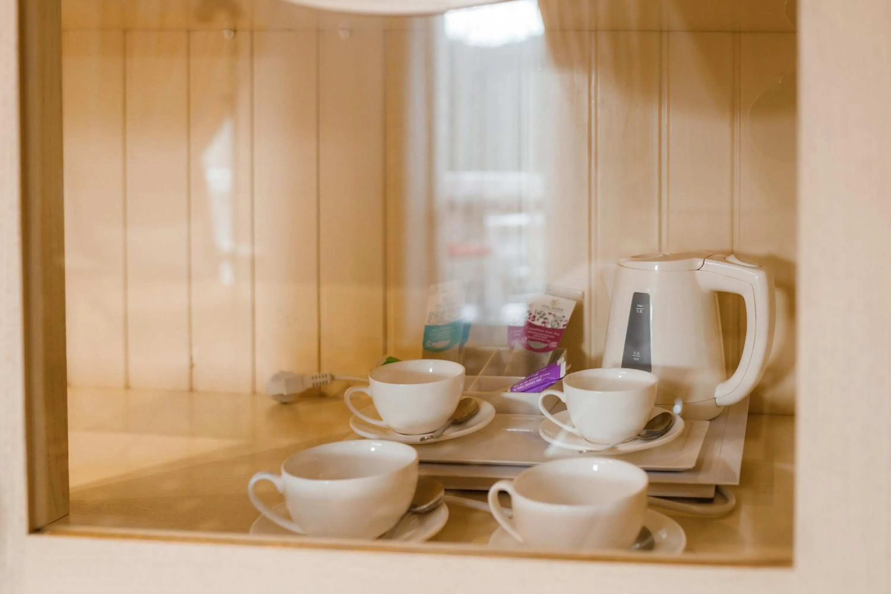 Coffee/tea facilities in Chevalier Hotel & SPA