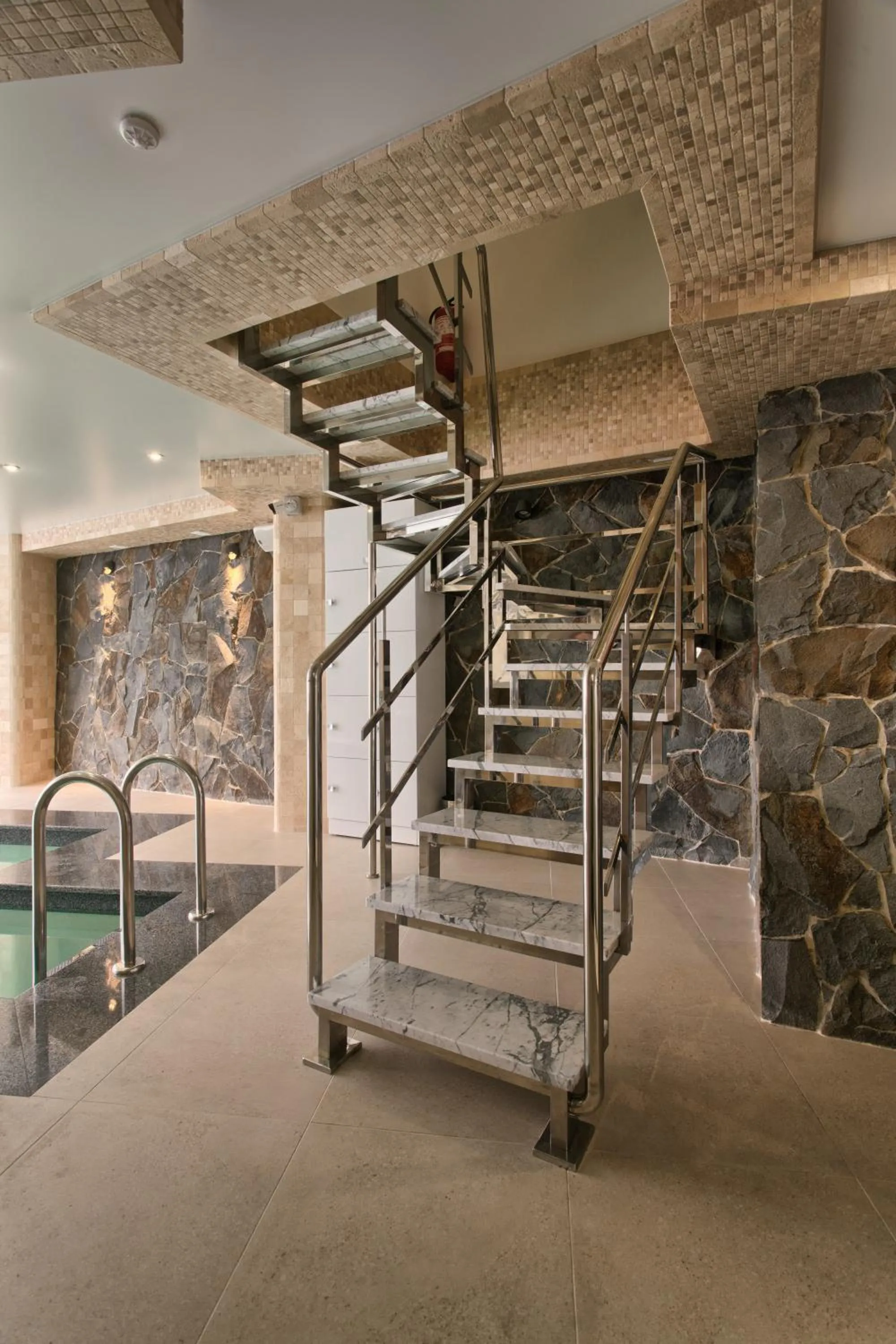 Spa and wellness centre/facilities in Chevalier Hotel & SPA