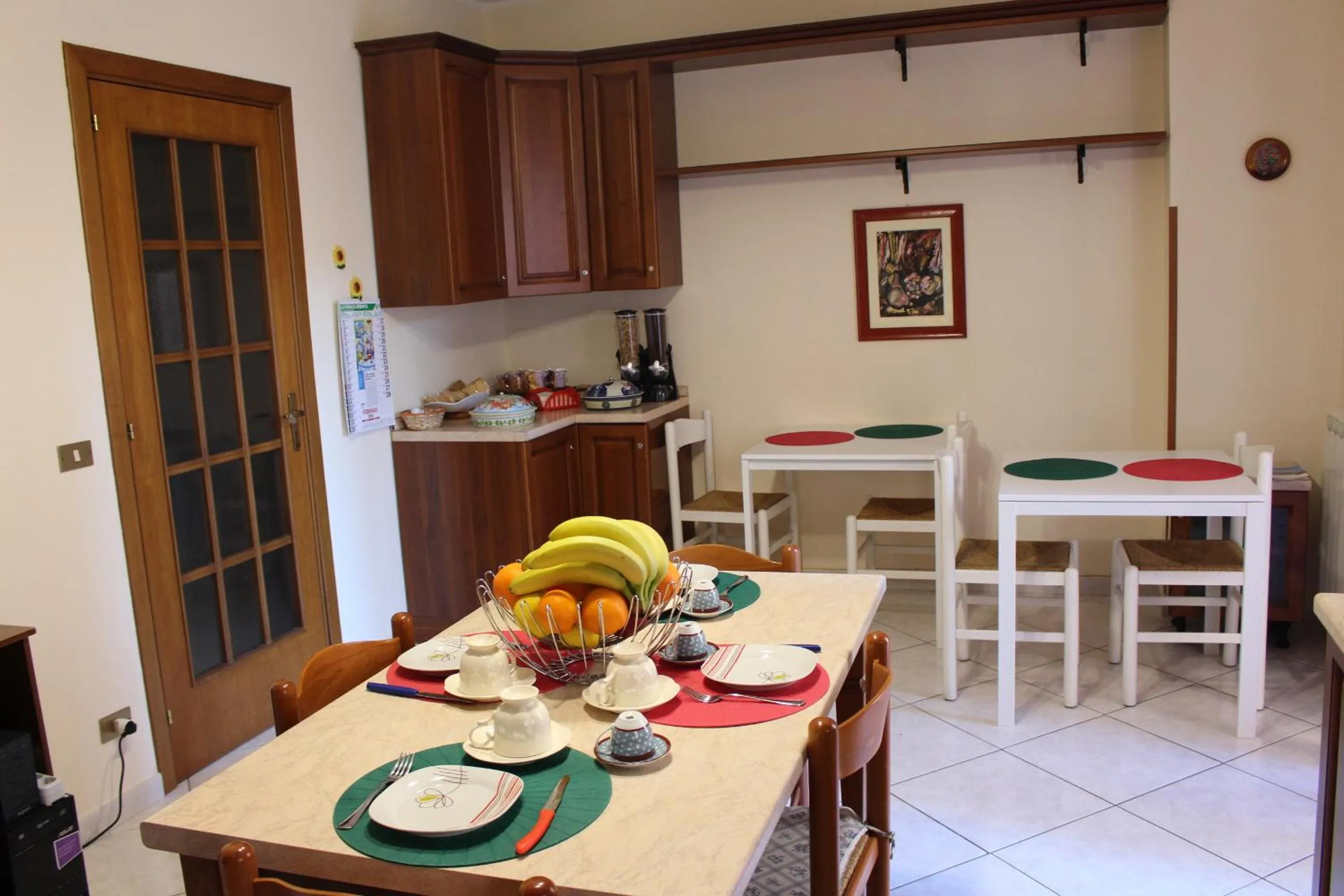Communal kitchen in B&B San Francesco