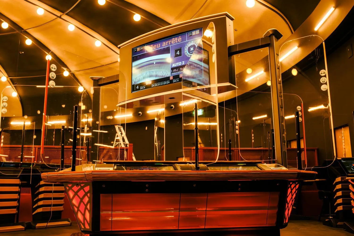 Casino in Casino 2000 - Adult Guests Only