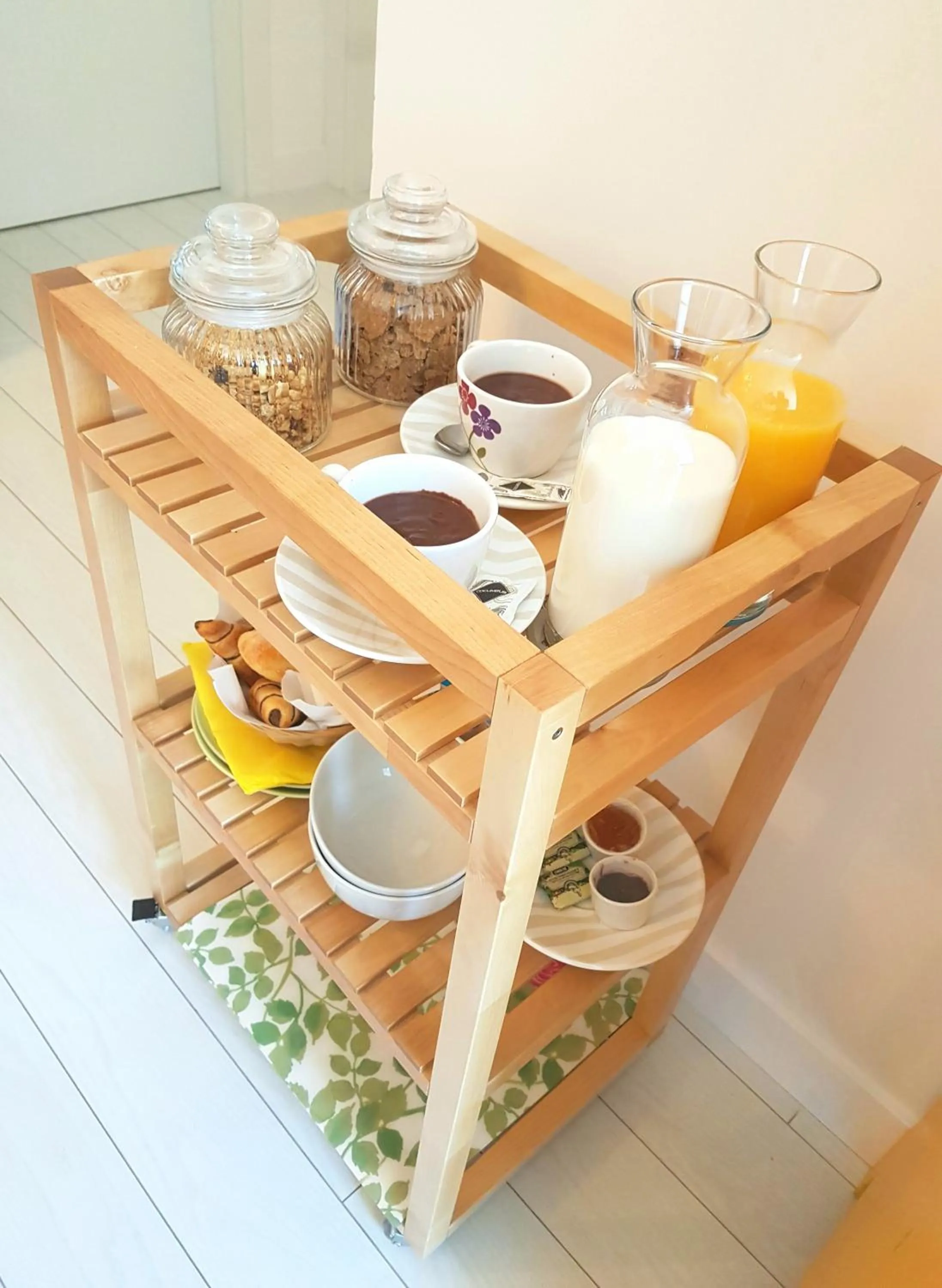 Breakfast in TigellioTre Bed and Breakfast