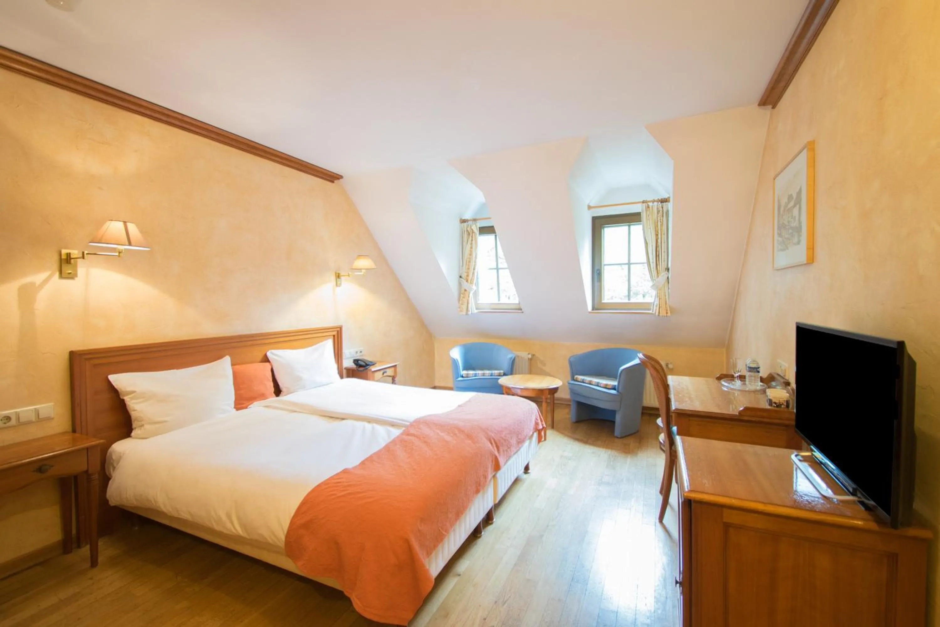 Photo of the whole room, Bed in Aux Tanneries de Wiltz