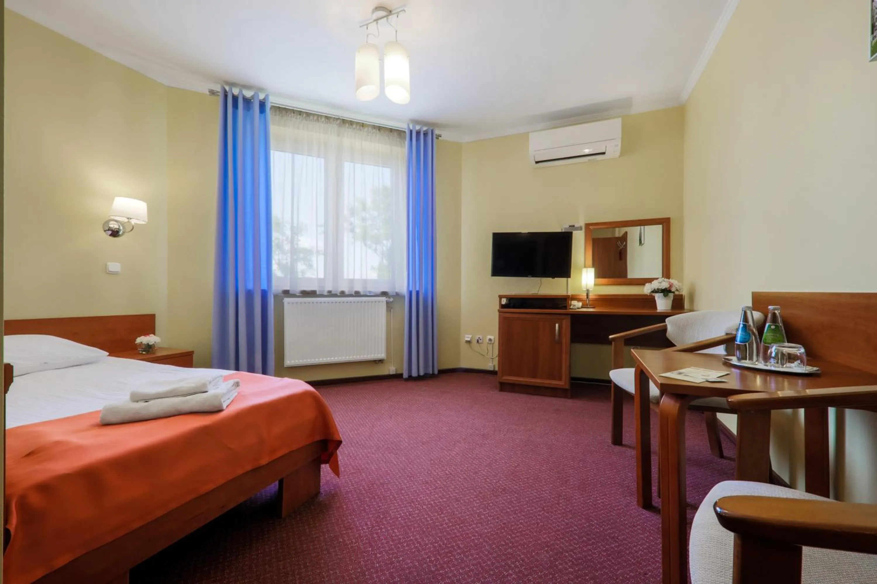 Bed in Hotel Restauracja Leliwa