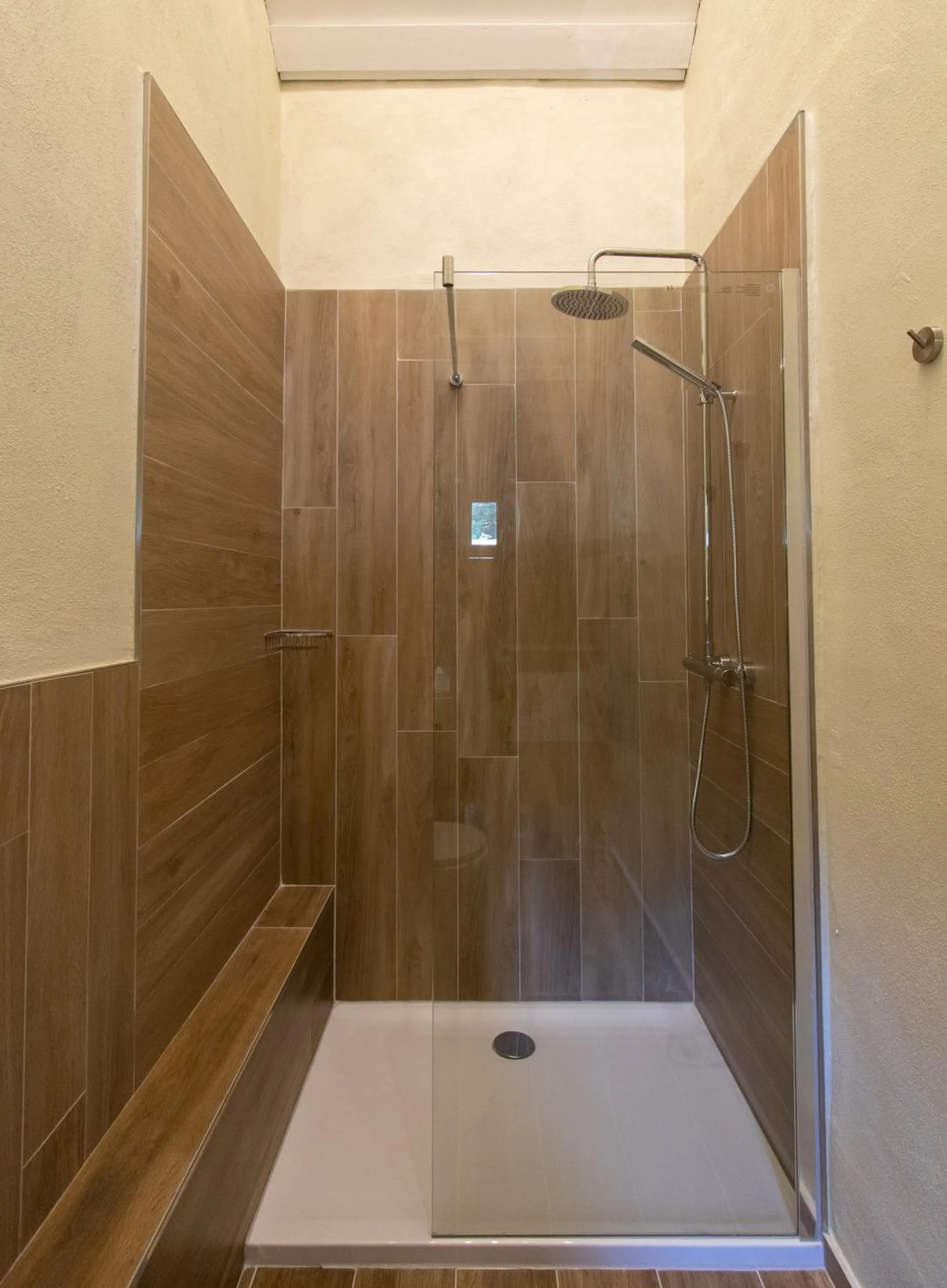 Shower in Domaine du Moulin d'Asselborn