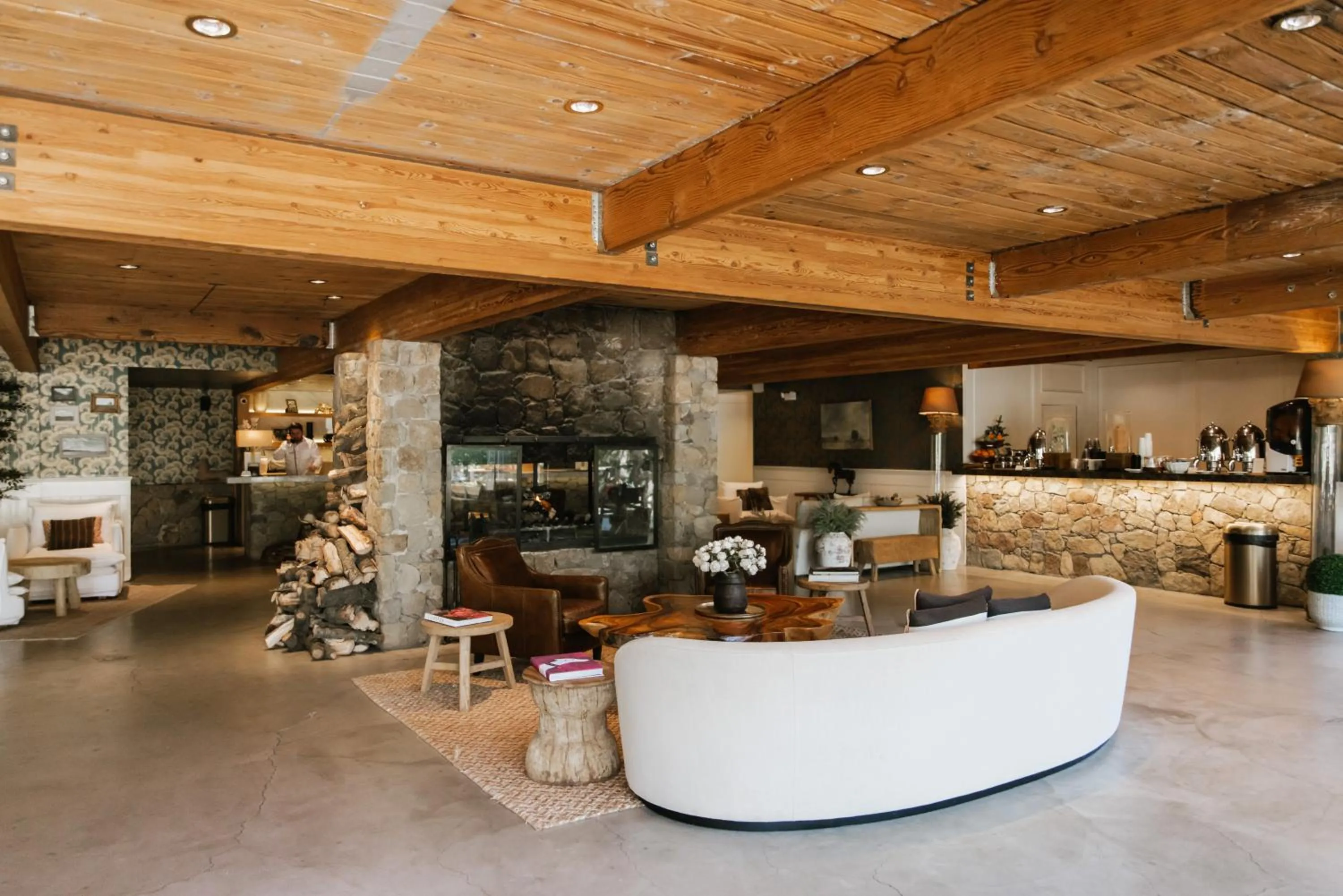 Lobby or reception in CALAMIGOS RANCH Resort & Spa