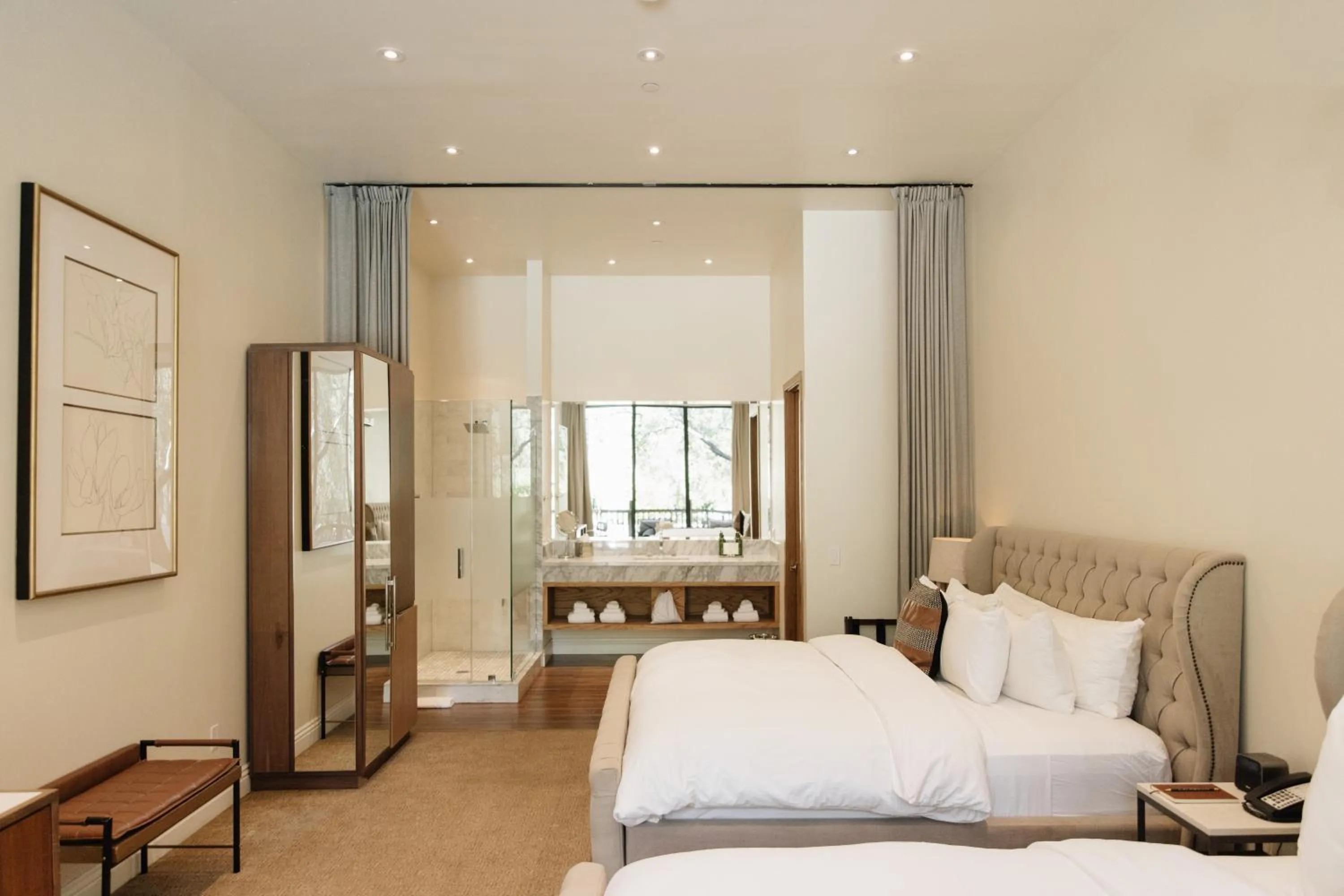 Bathroom, Bed in CALAMIGOS RANCH Resort & Spa