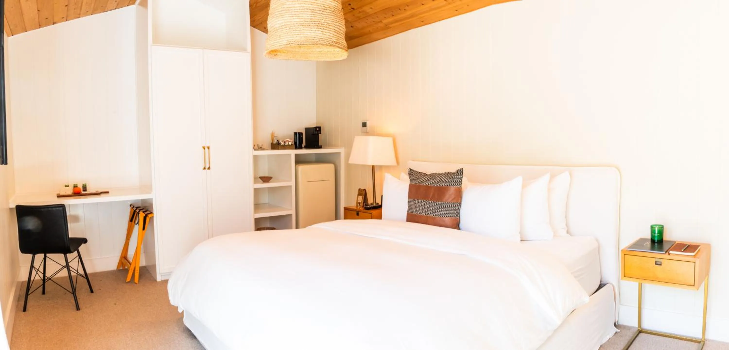 Bedroom, Bed in CALAMIGOS RANCH Resort & Spa