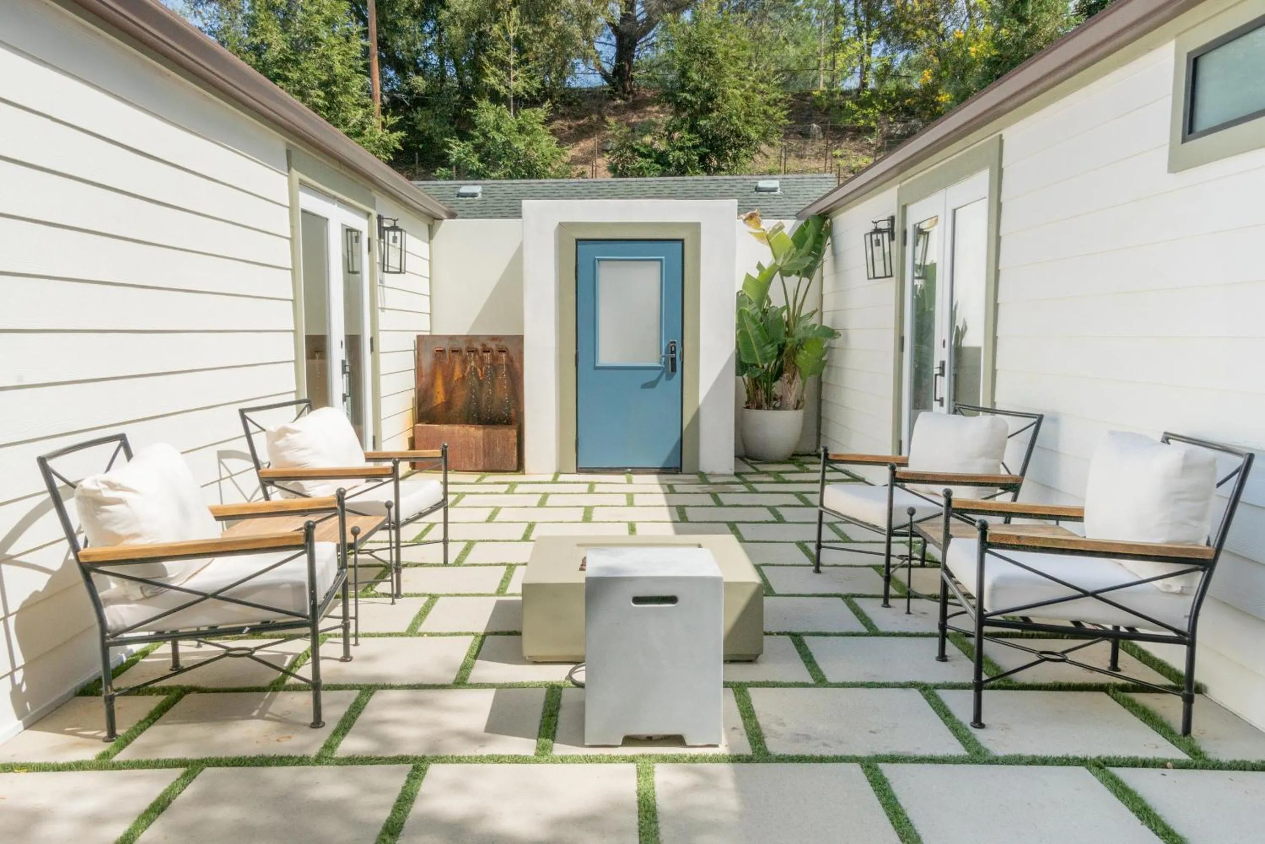 Patio in CALAMIGOS RANCH Resort & Spa