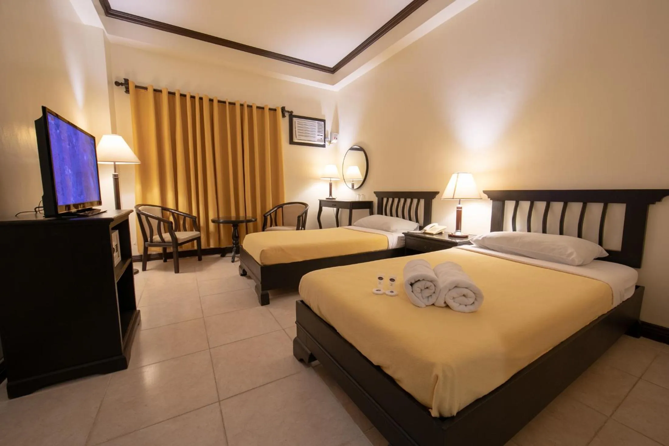 Bed in Rosvenil Hotel