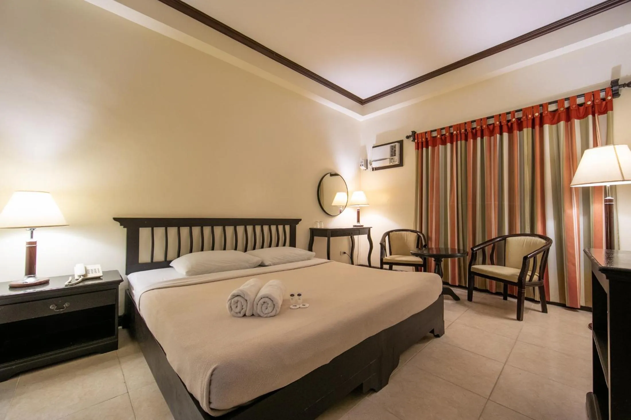 Bed in Rosvenil Hotel