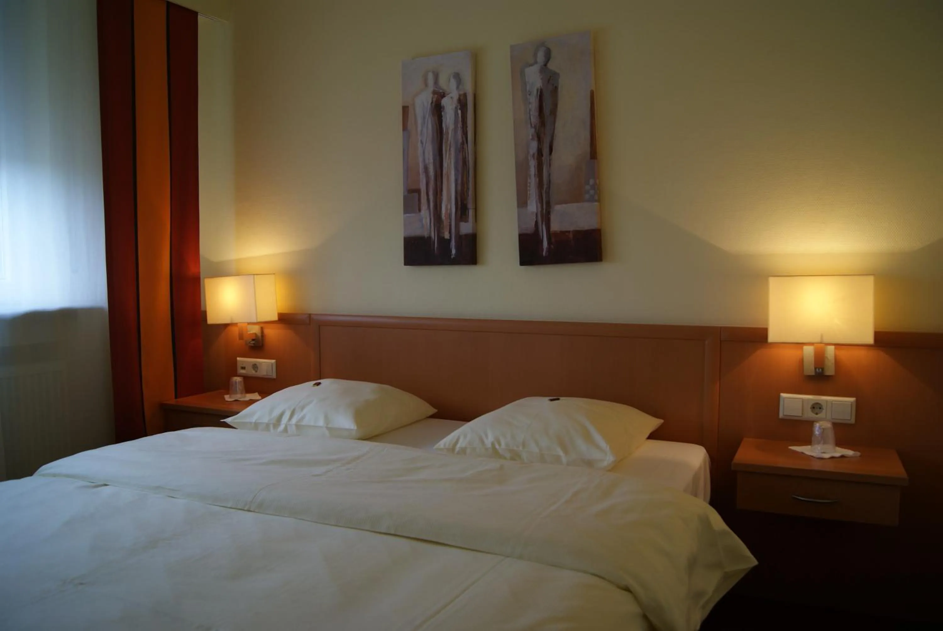 Photo of the whole room, Bed in Logis Hôtel Acacia