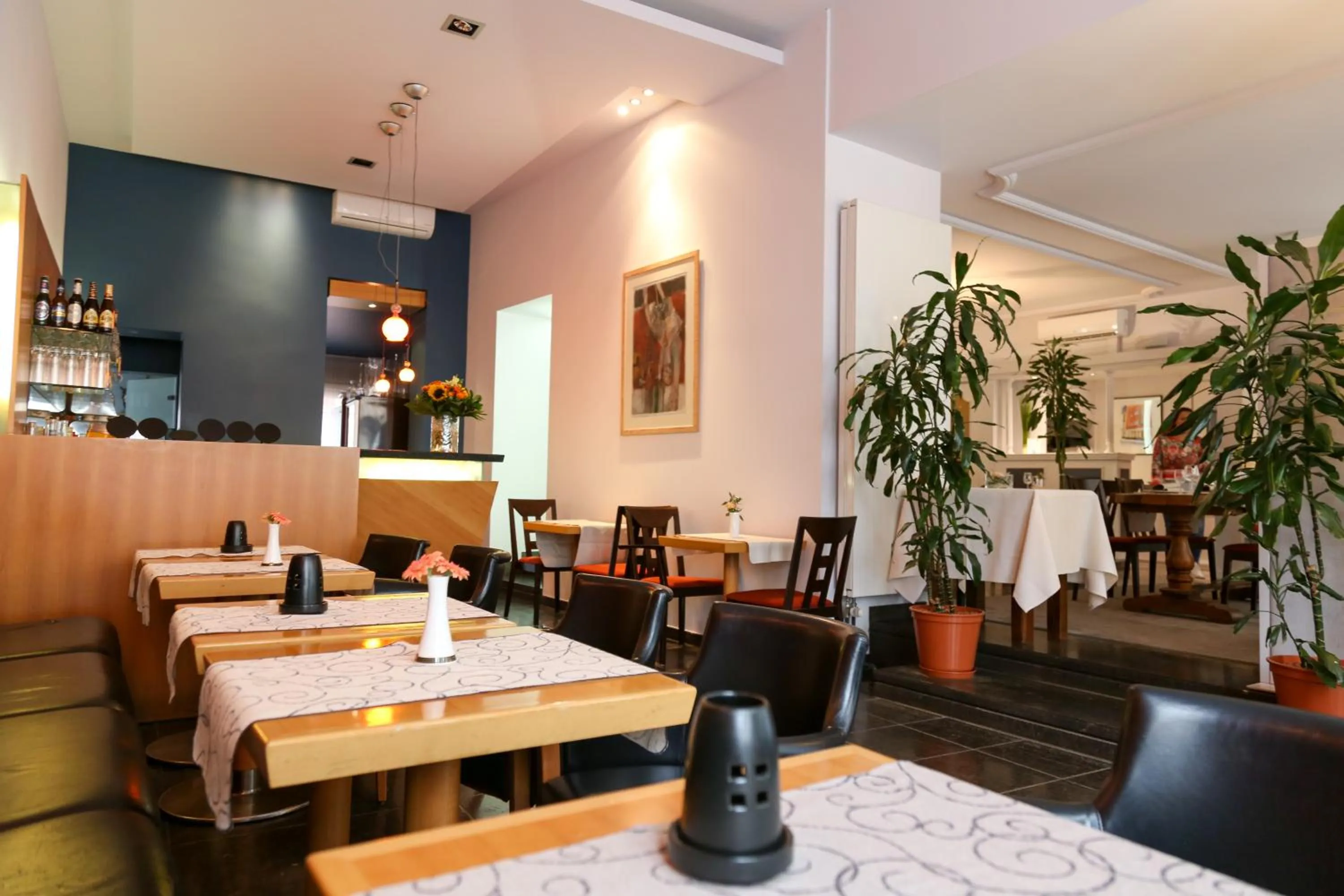 Lounge or bar in Logis Hôtel Acacia