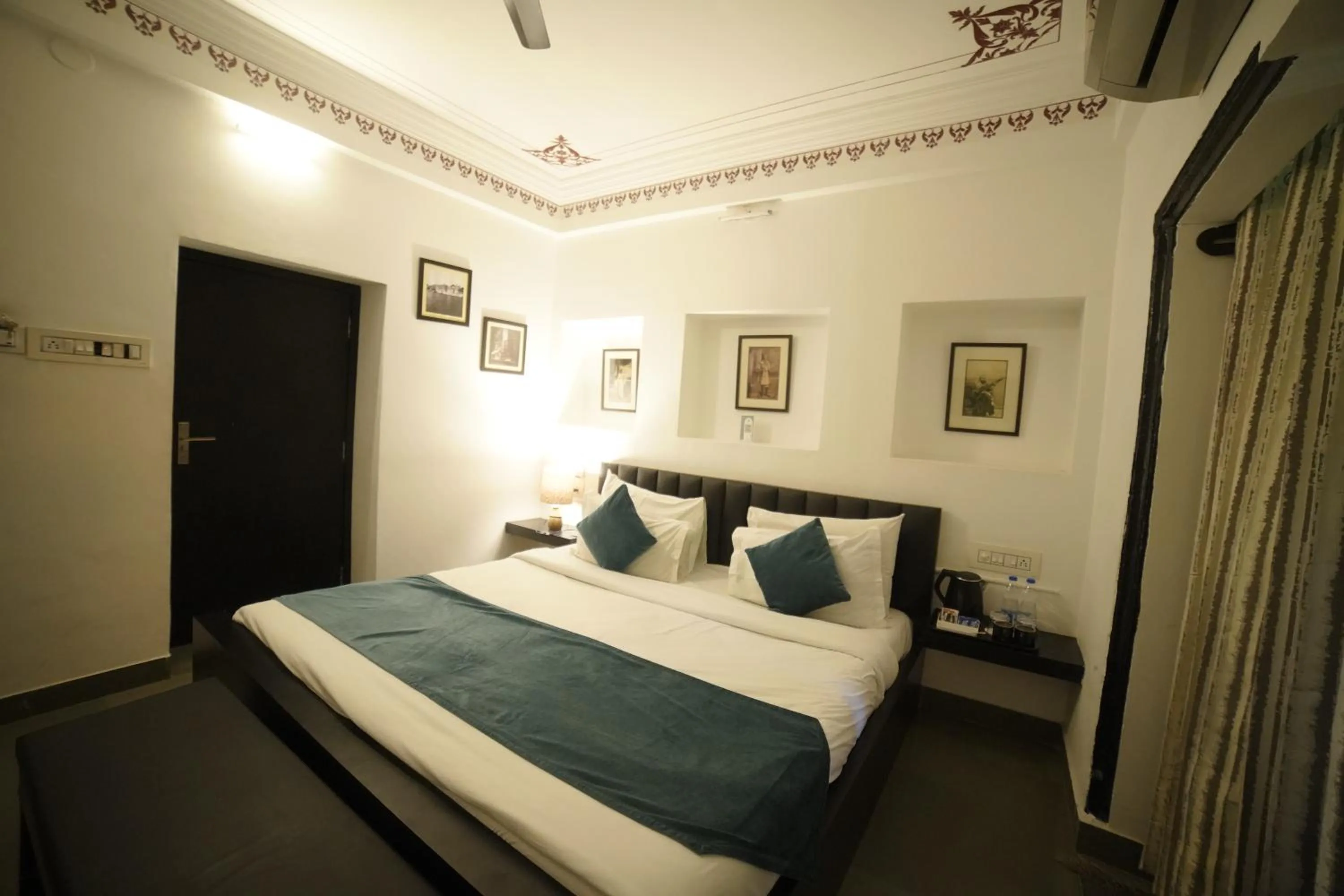 Bed in Hotel Banjara Heritage