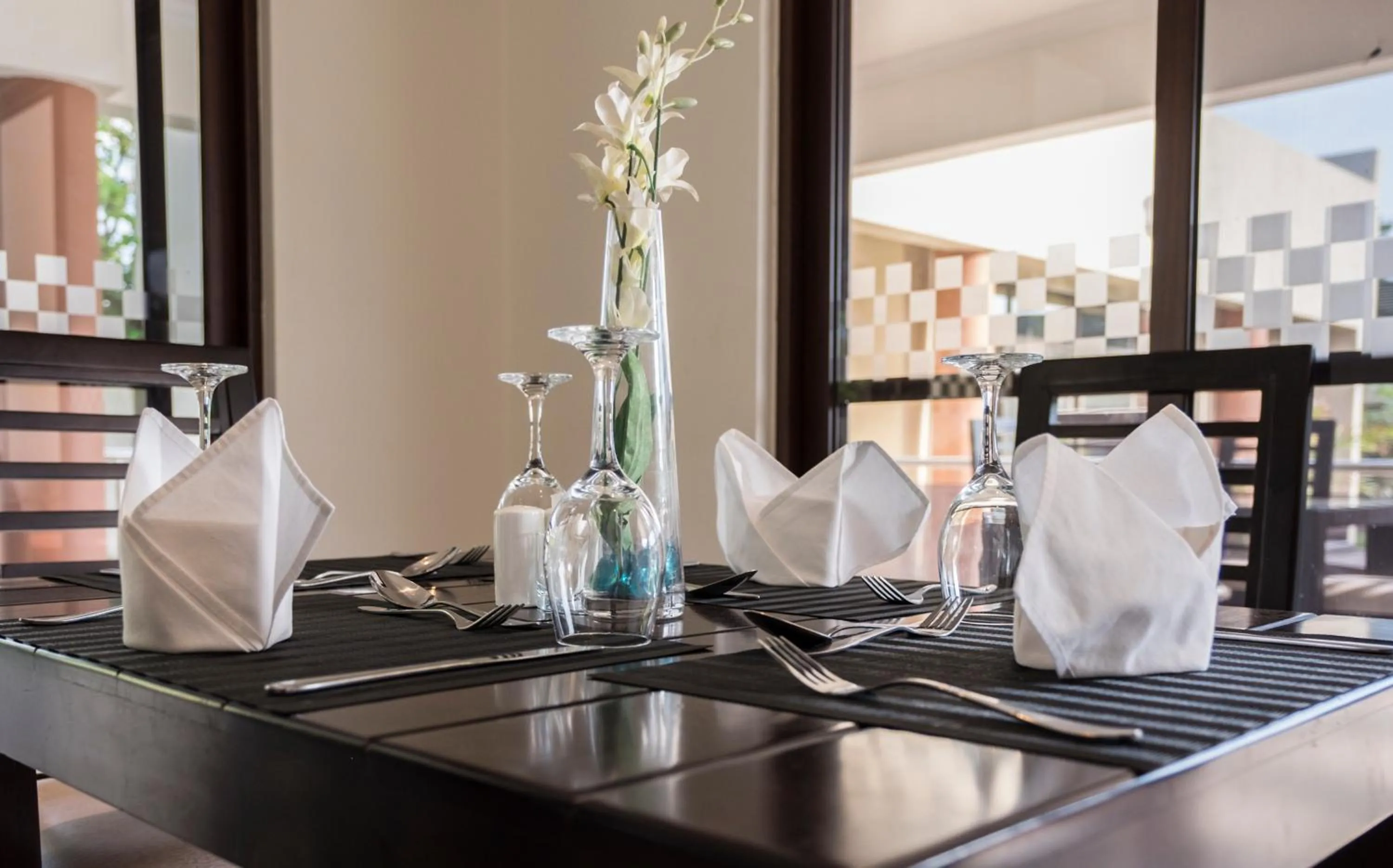 Restaurant/places to eat in Twangale Resort & Spa