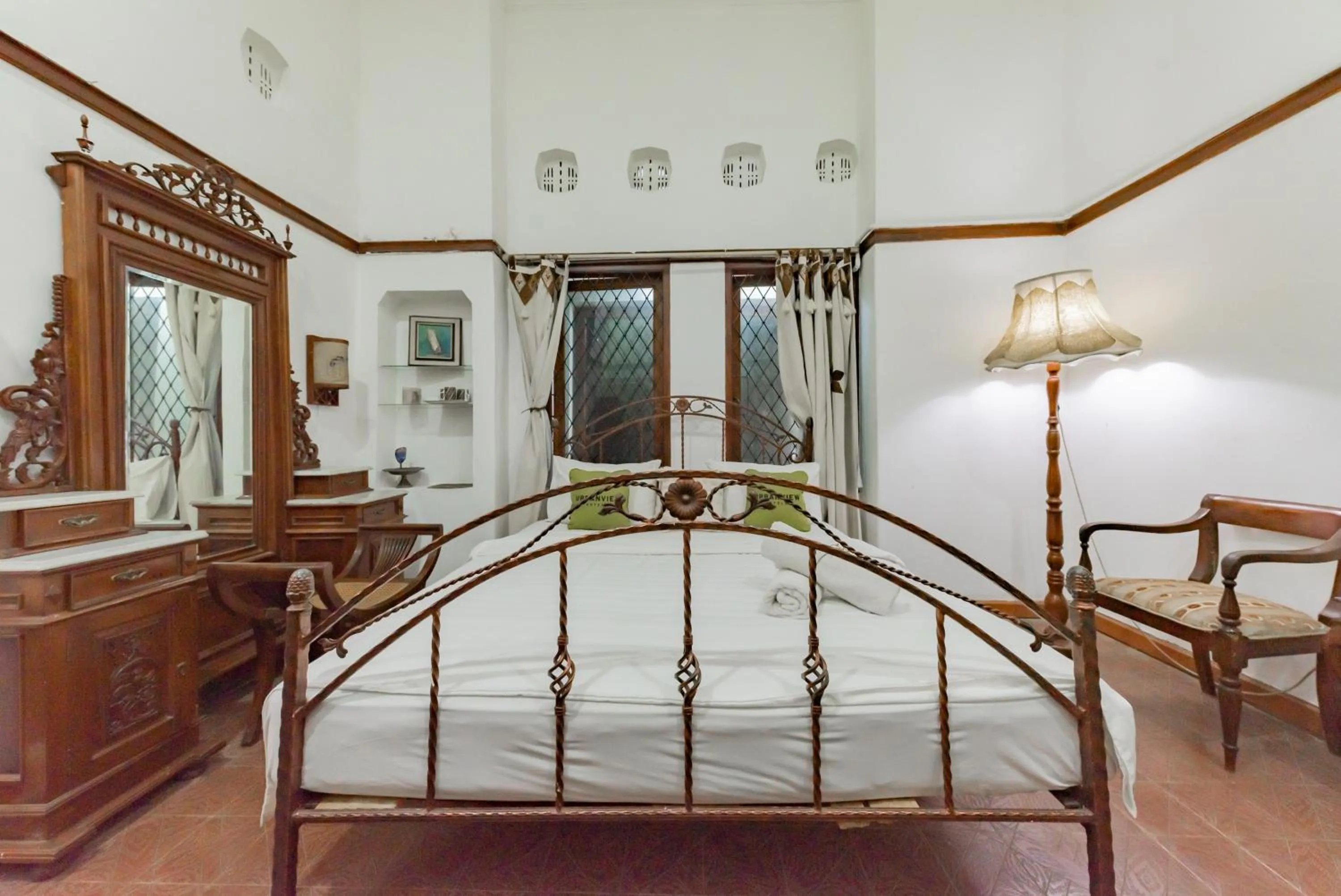 Bedroom, Bed in Urbanview De Ethnic Hotel Bandung by RedDoorz