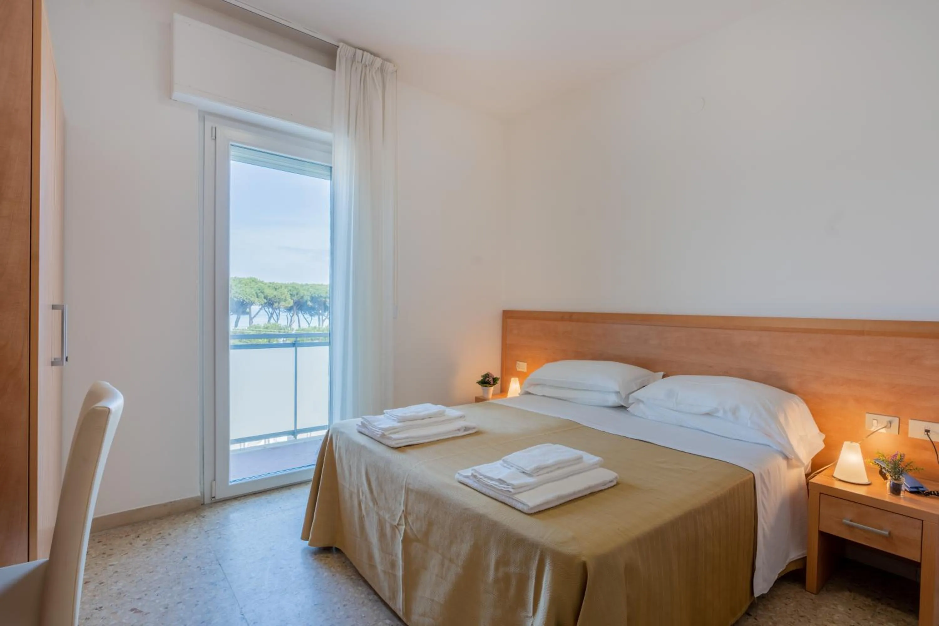 Photo of the whole room in Hotel La Pineta