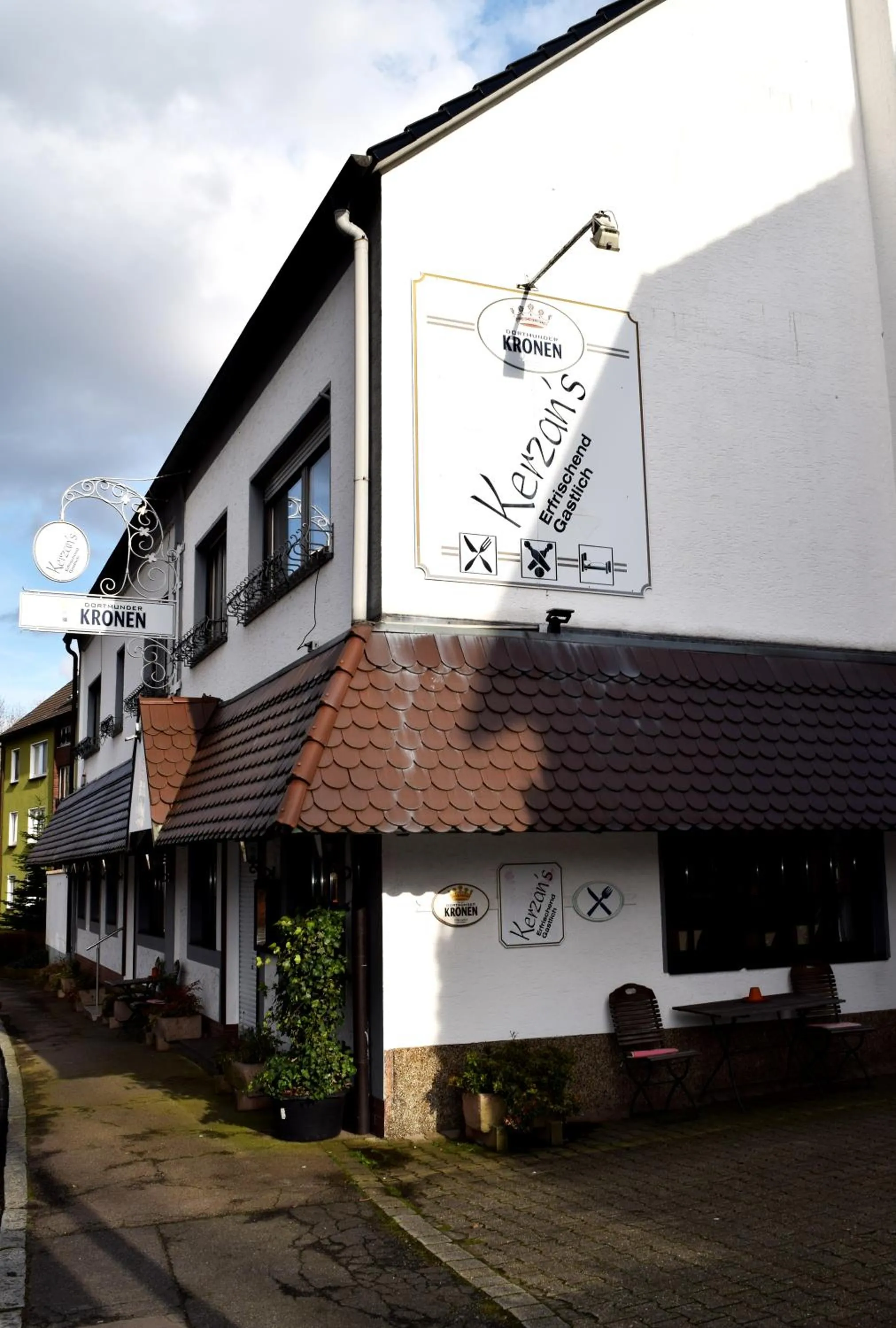 Property building in Hotel- Restaurant Kerzan´s