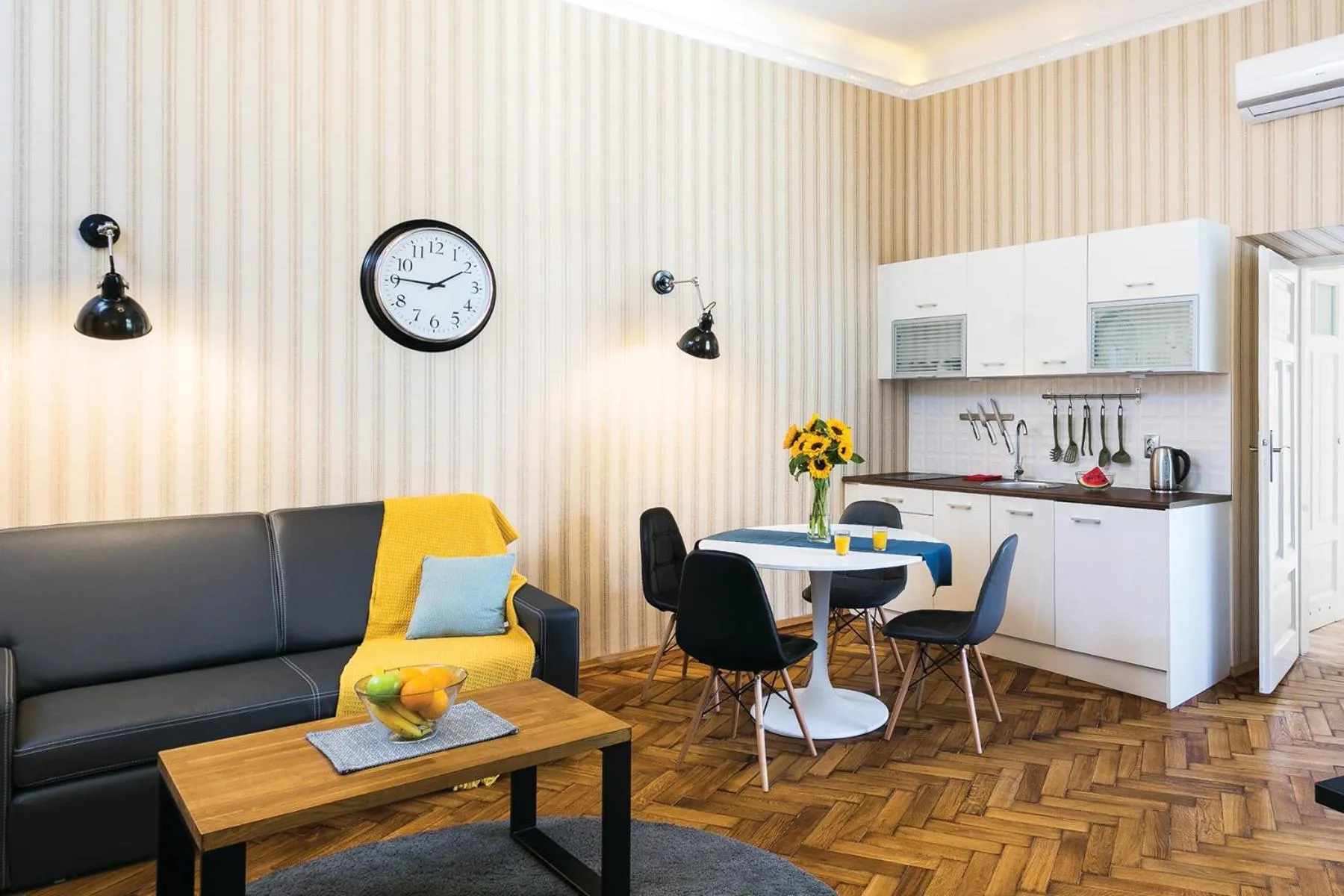 Old Town Residence Bis