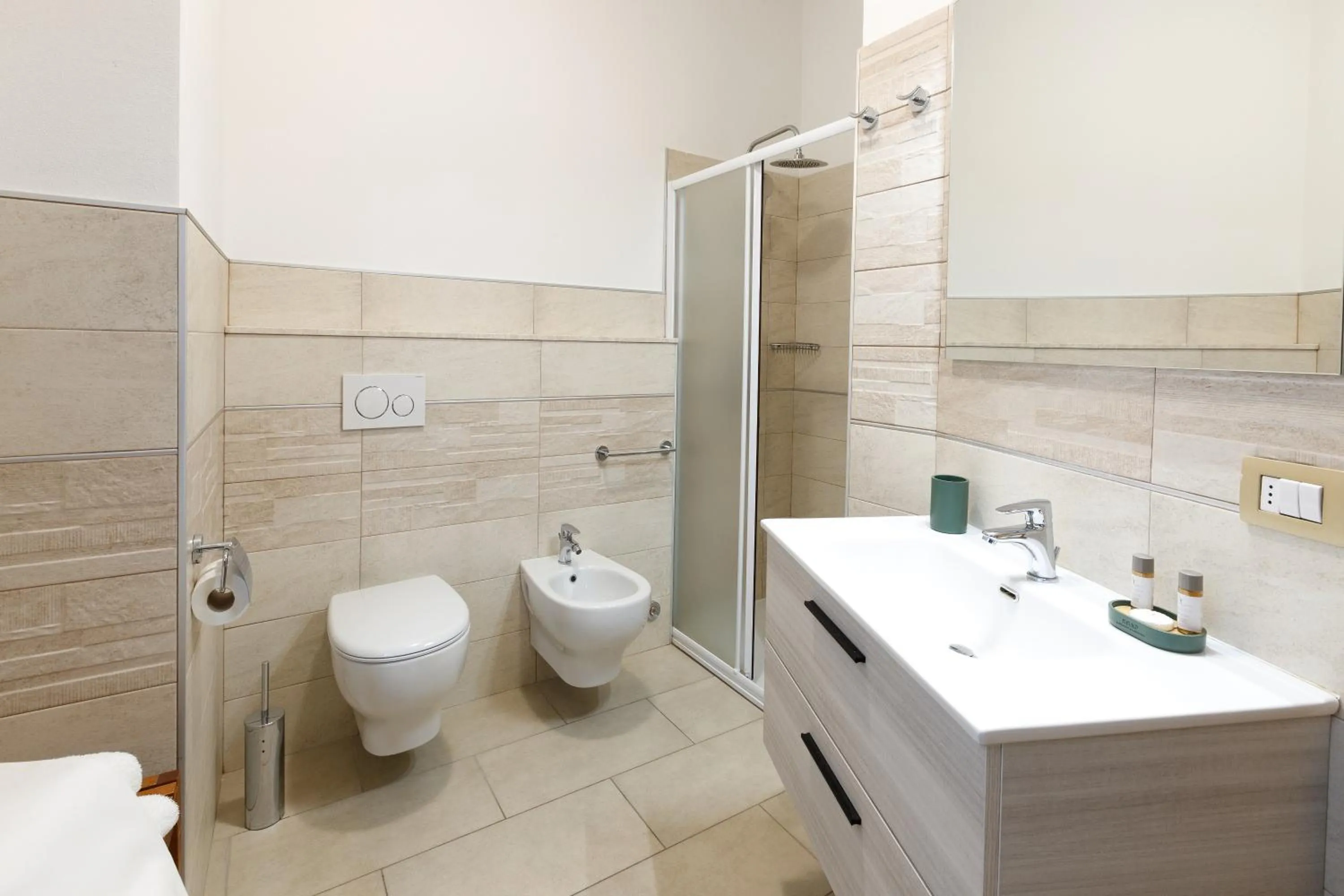 Shower in La Villa Feleit