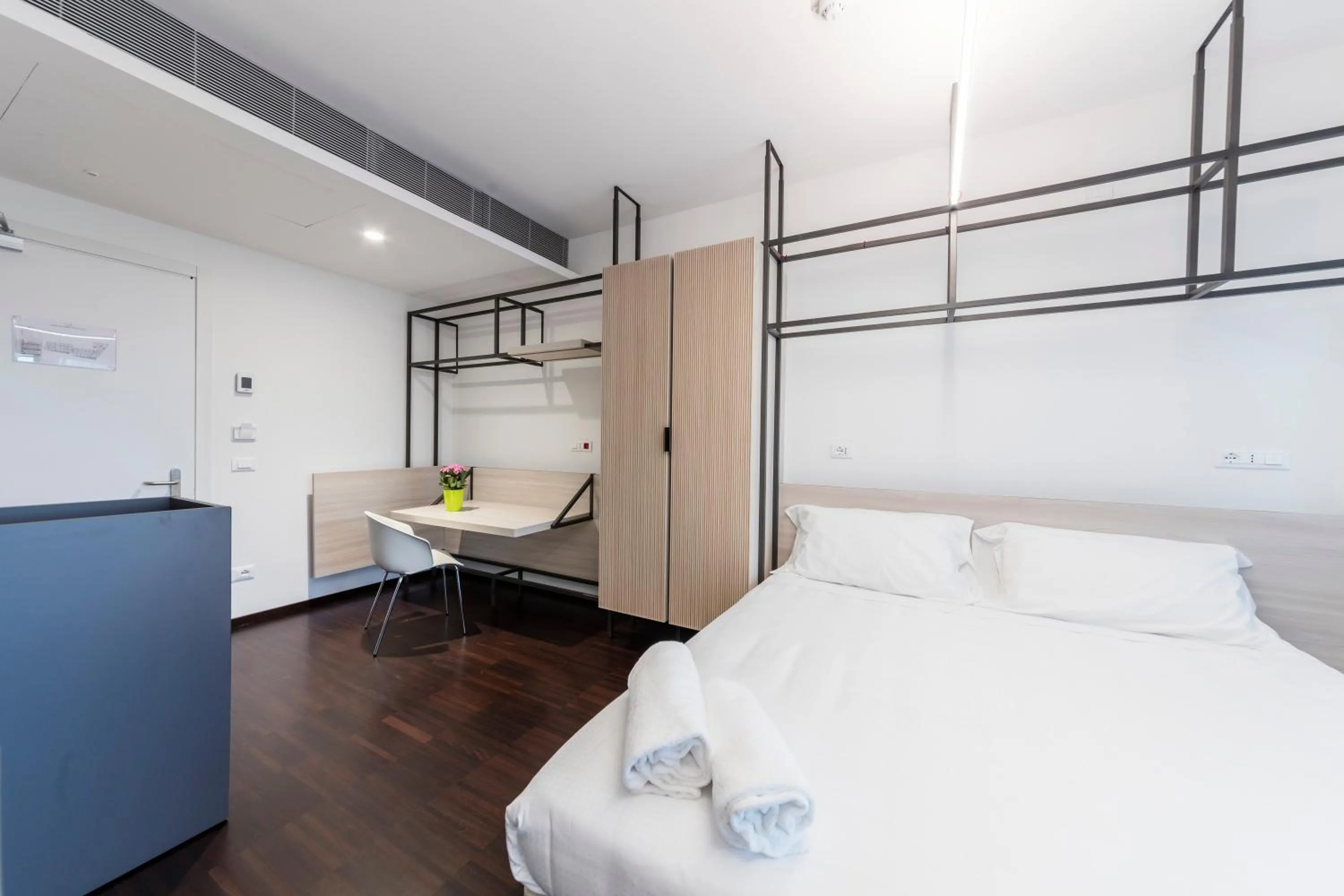 Photo of the whole room, Bed in Camplus Pietralata - Casa per Ferie