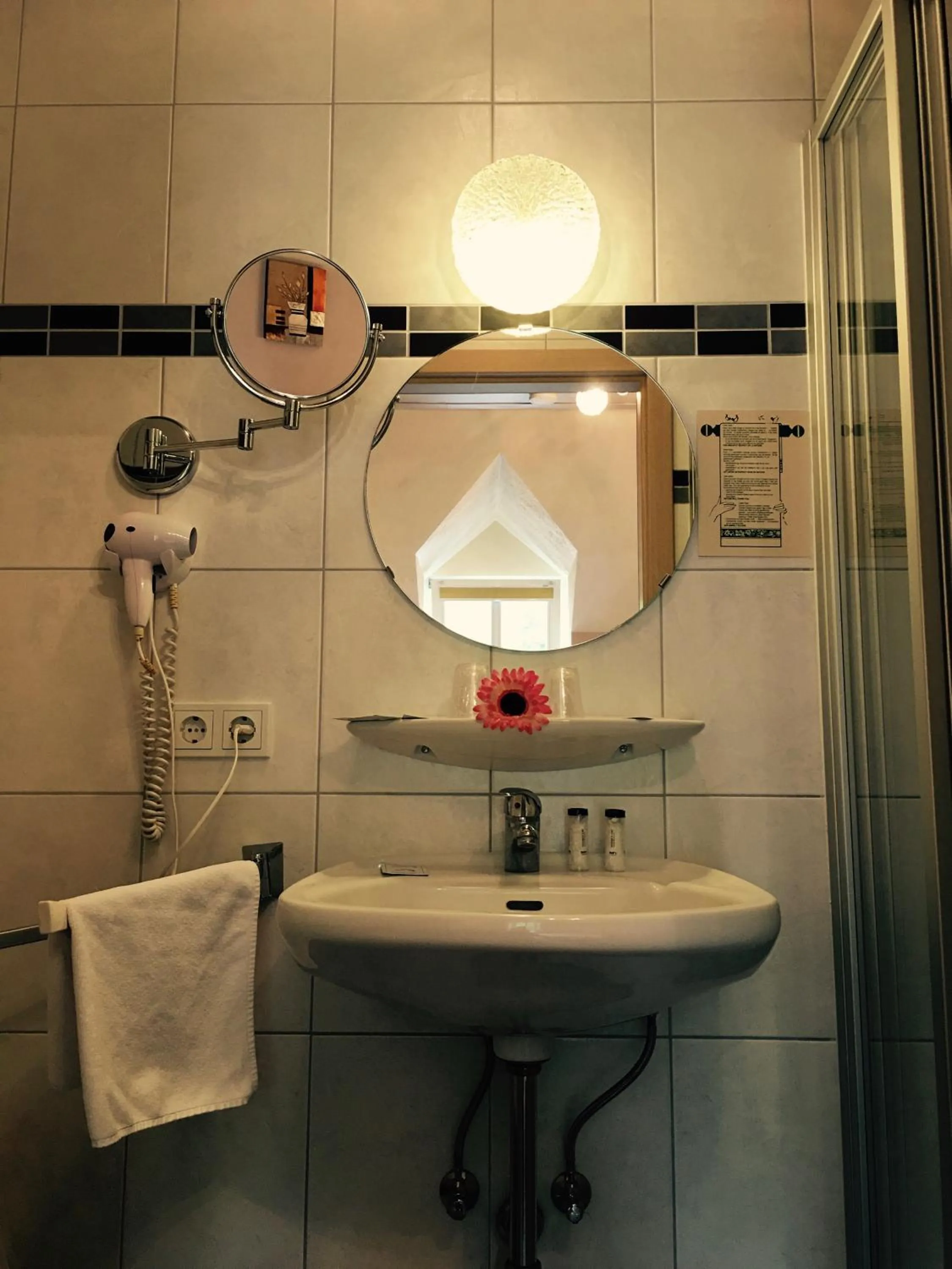 Bathroom in Bed & Breakfast du Château