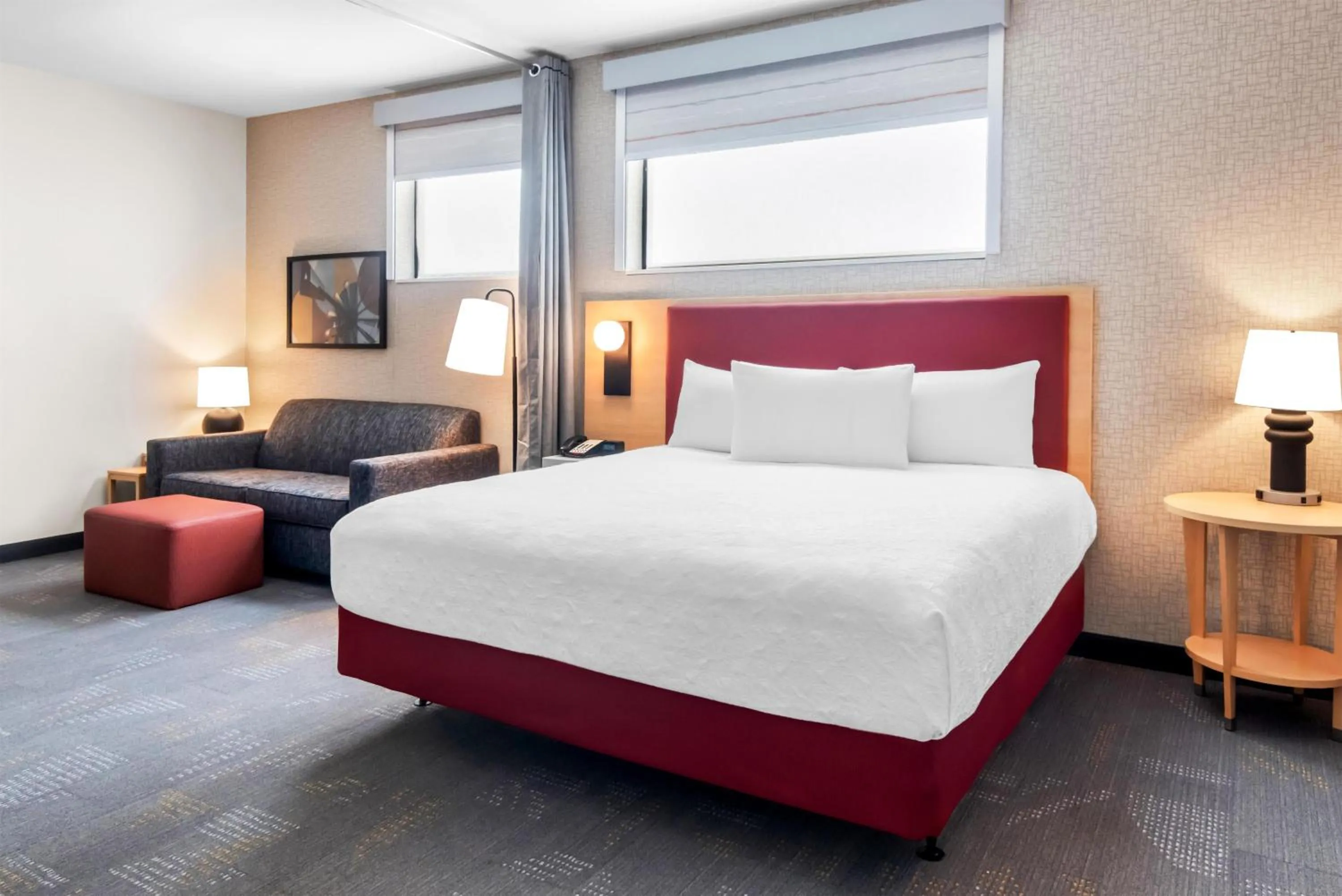 Bed in Home2 Suites By Hilton Dallas Grand Prairie