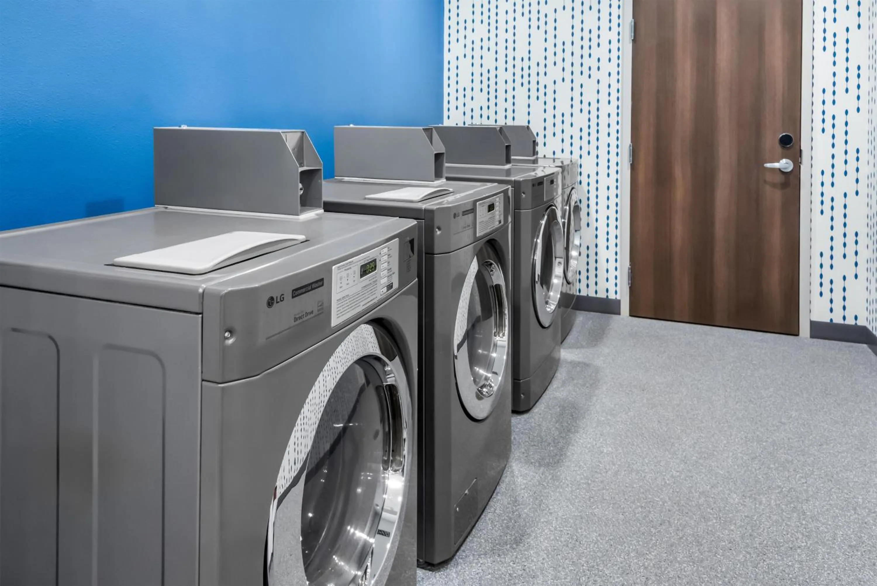 laundry in Home2 Suites By Hilton Dallas Grand Prairie