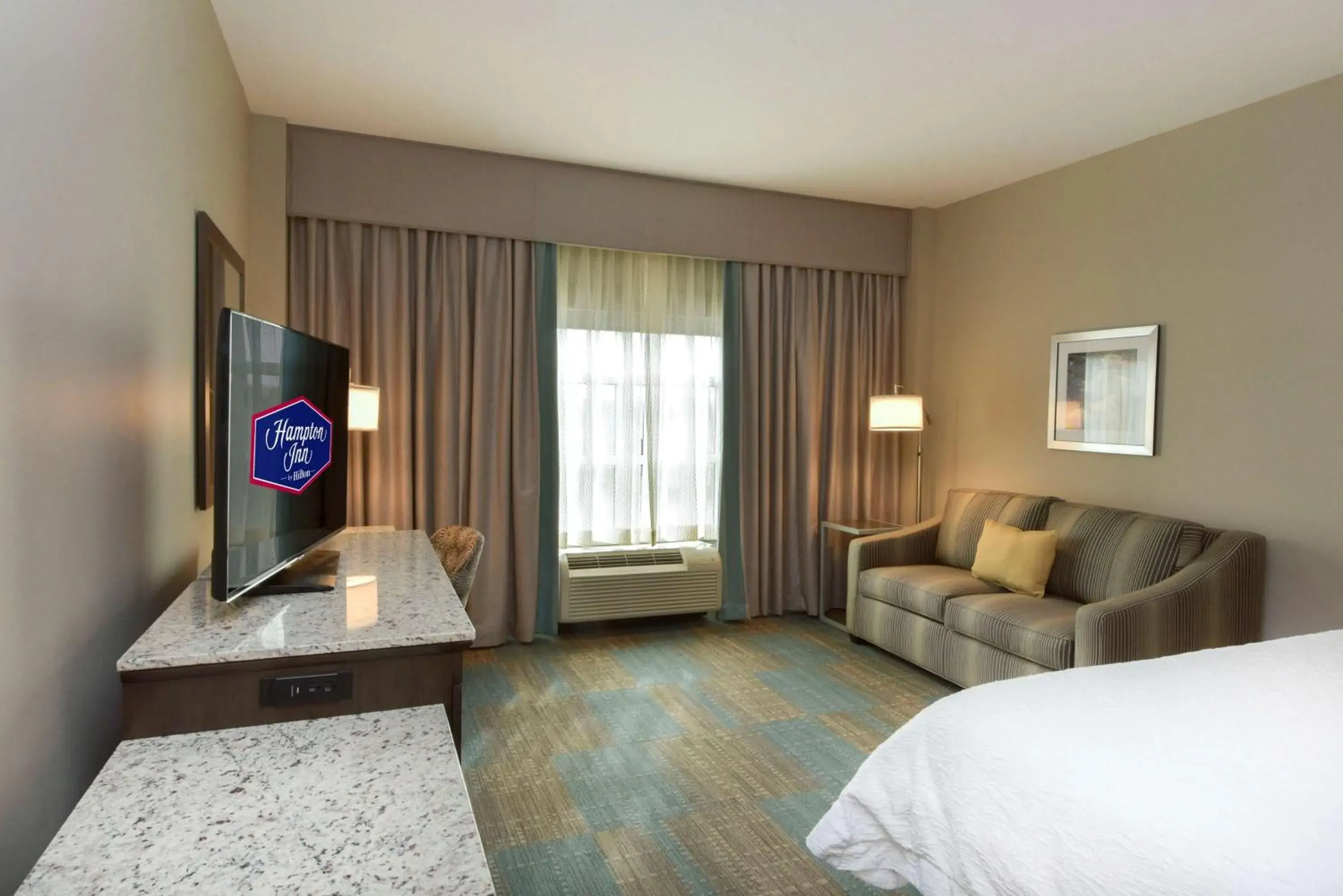 King Studio Suite - Non-Smoking in Hampton Inn Lumberton, NC King Studio Suite - Non-Smoking in Hampton Inn Lumberton, NC