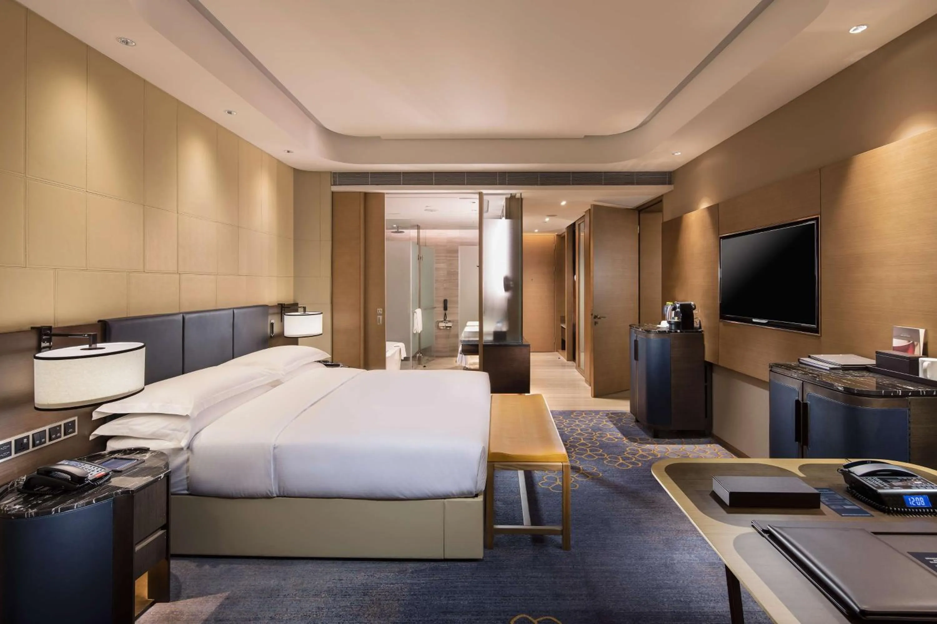 Bed in Hilton Jinan South Hotel & Residences