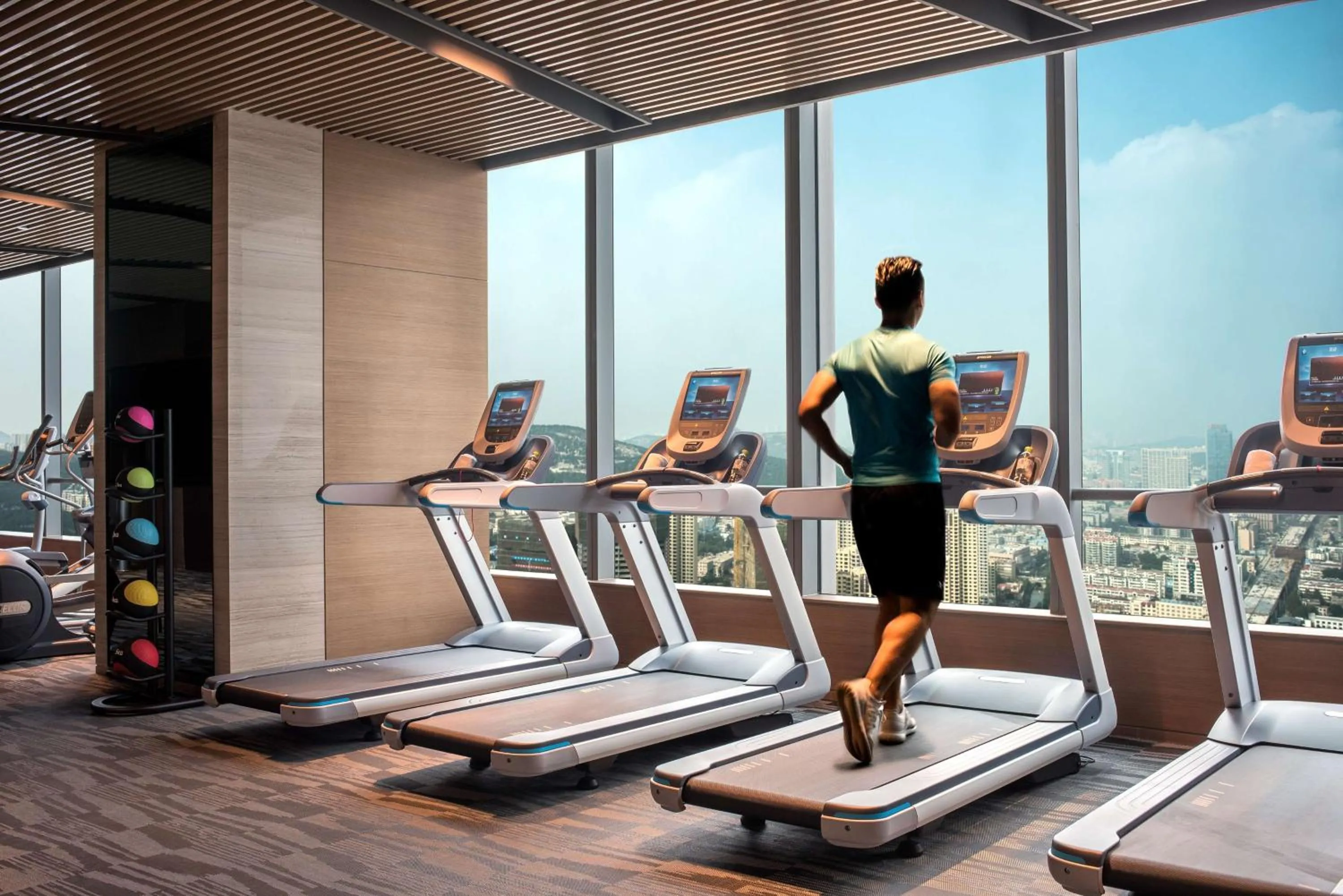 Fitness centre/facilities in Hilton Jinan South Hotel & Residences