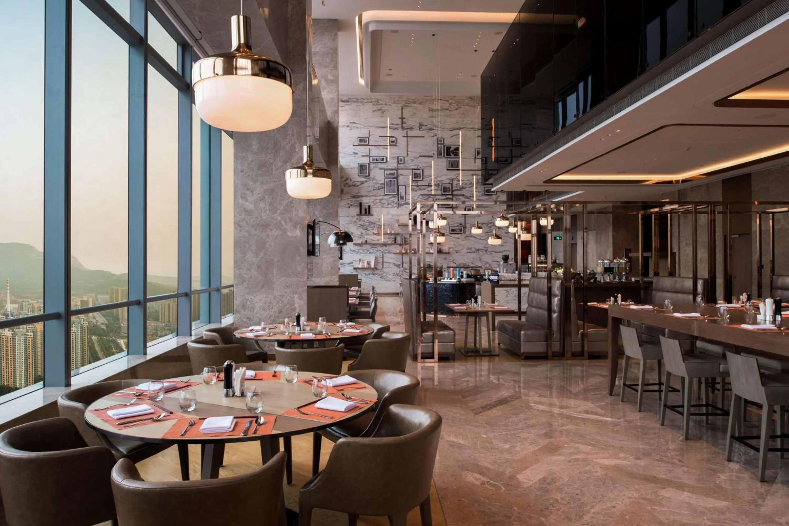 Restaurant/places to eat in Hilton Jinan South Hotel & Residences